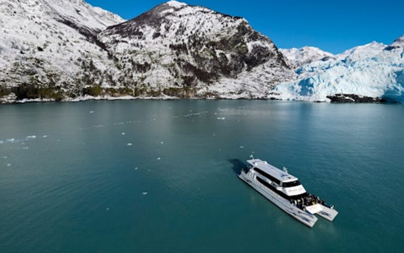 Lawa Argentino: Gabay na Paglalakbay sa Catamaran Glacier