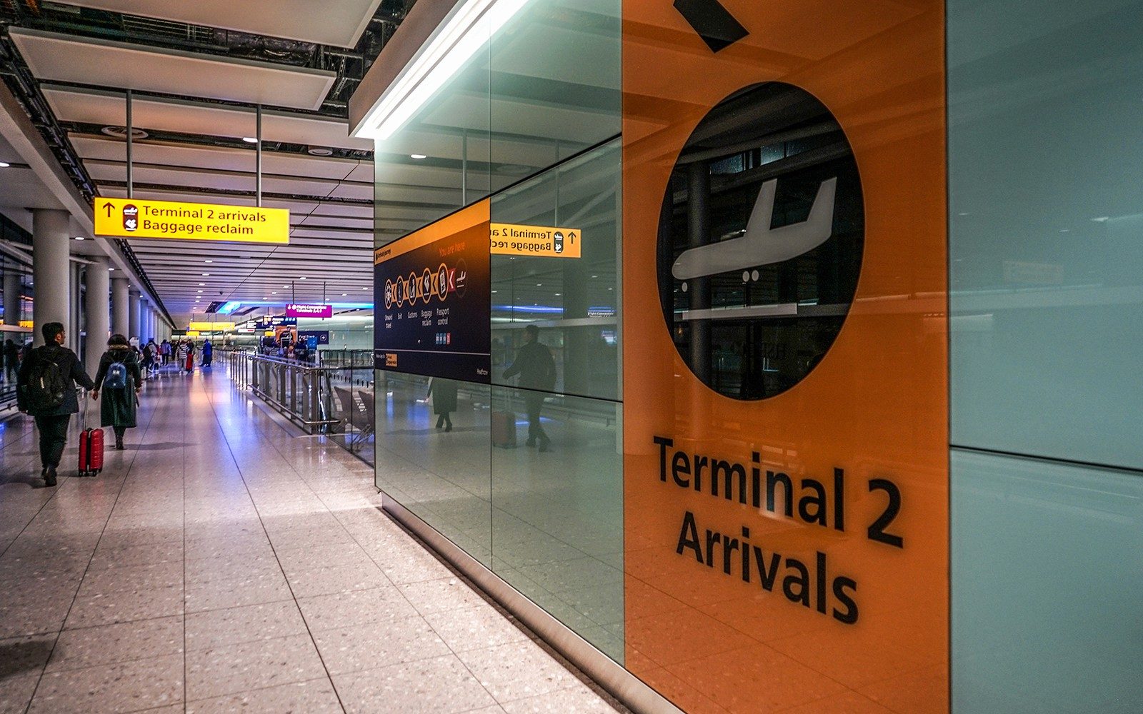 Bus Transfers: London Heathrow Airport to/from Oxford by The Airline