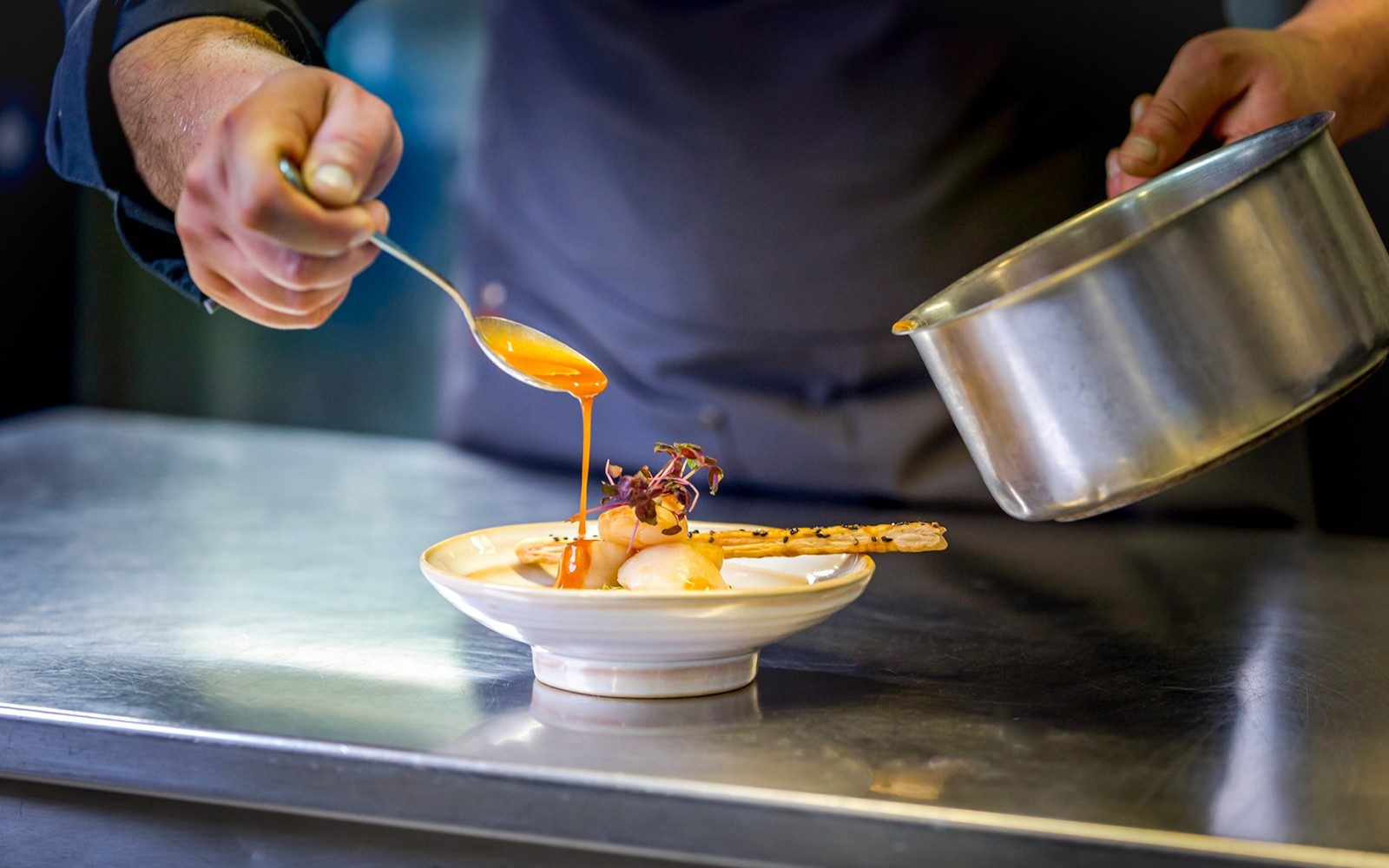 Crociera con cena sulla Senna di La Marina con menu francese