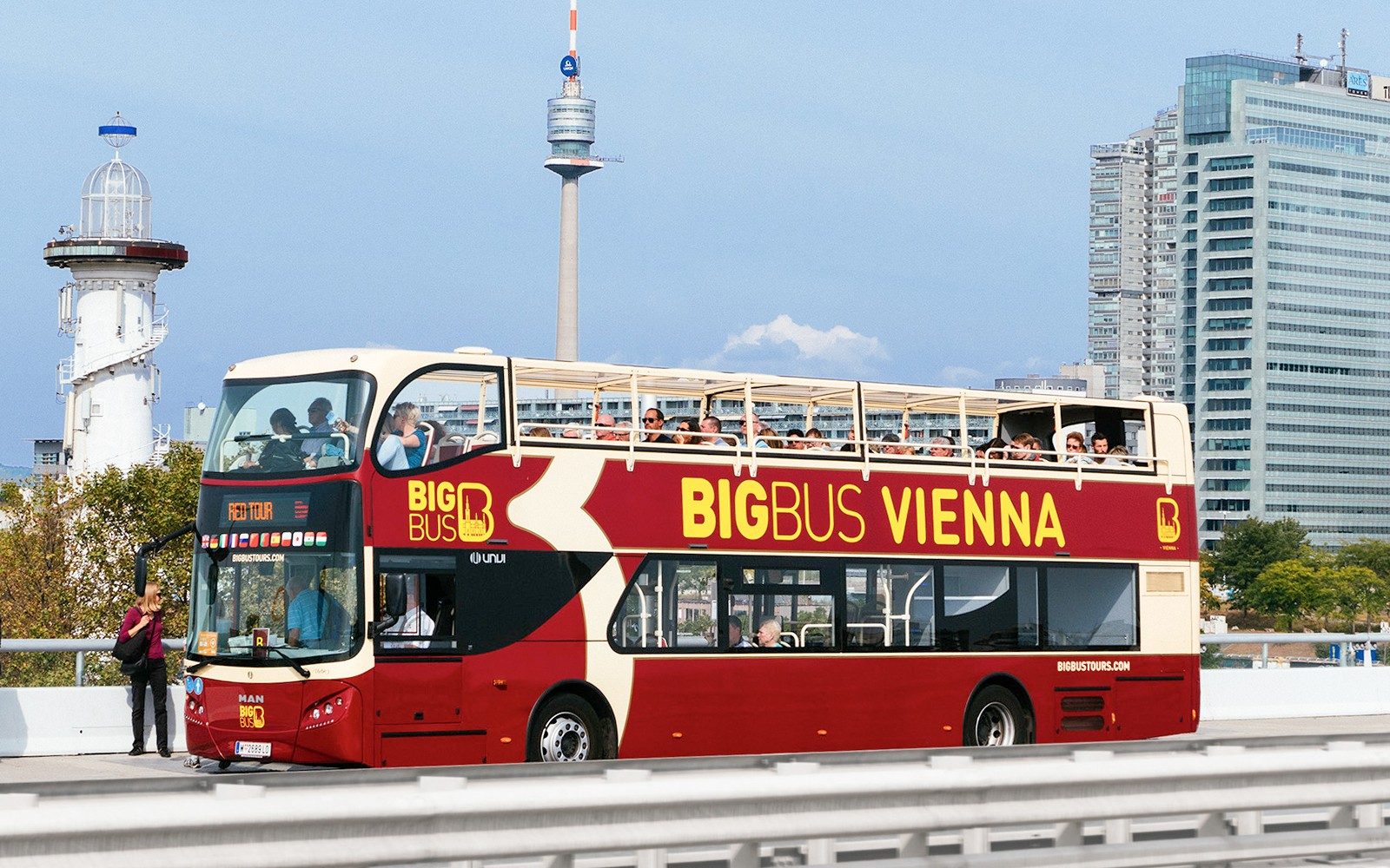 Combinació: Autobús Turístic Hop-on Hop-off Vienna + Entrades al Palau de Schönbrunn i Palau de Belvedere