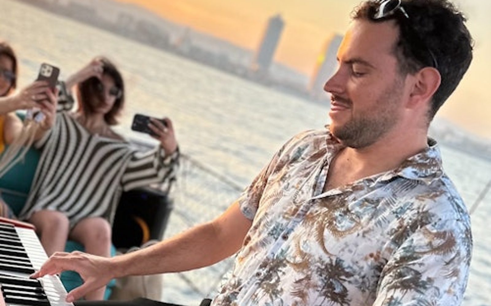 Barcelona: Sunset Cruise with Live Music by Aperol