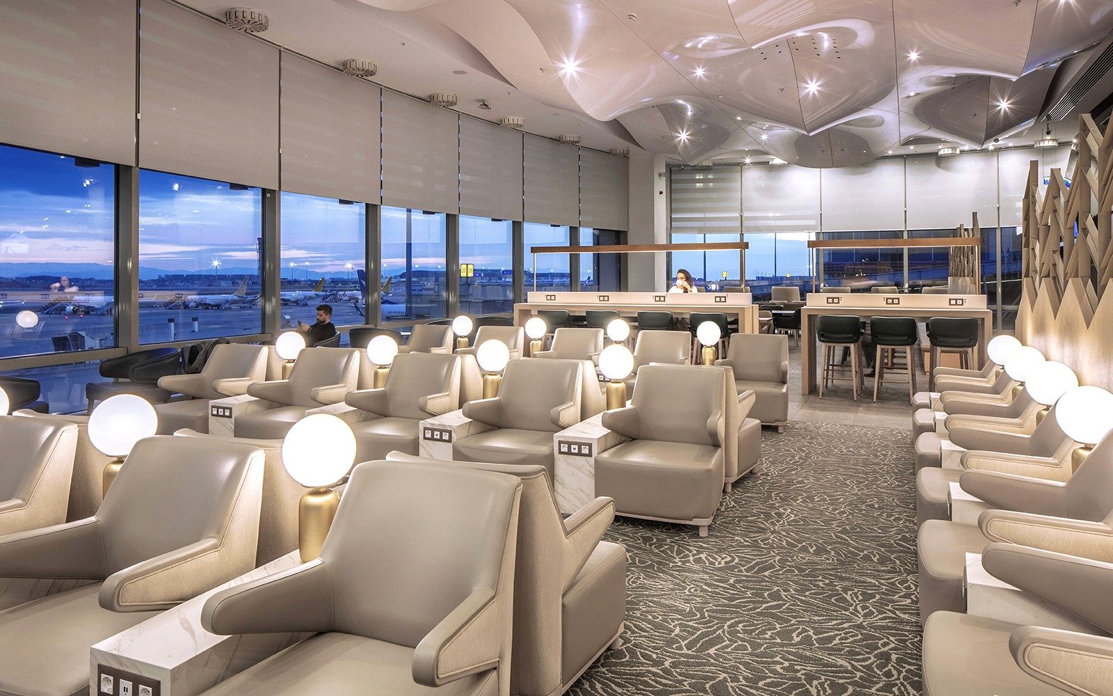 Isztambul Sabiha Gökçen Nemzetközi Repülőtér (SAW) Plaza Premium Lounge hozzáférés