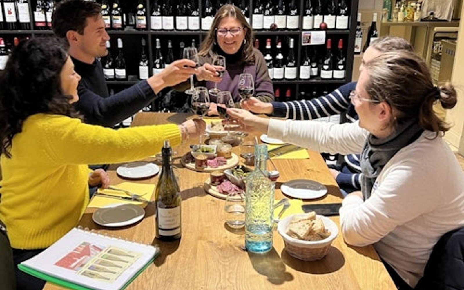 Paris: Gourmet Food Tour in South Montmartre