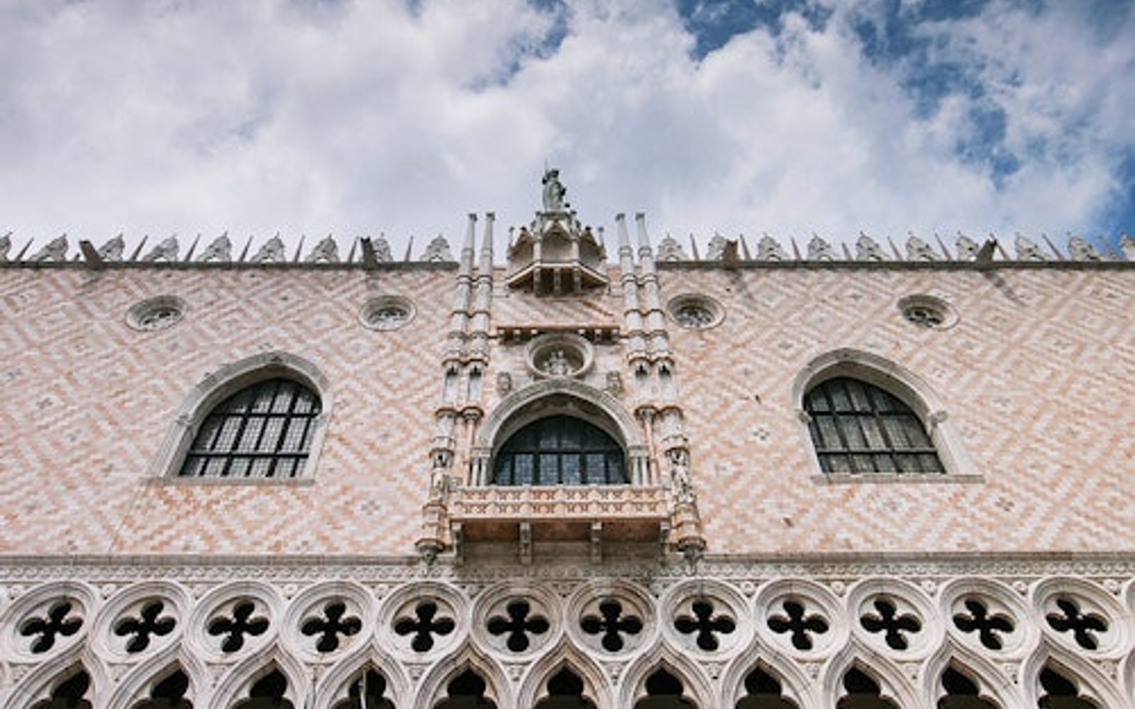 Doge’s Palace & St. Mark’s Basilica: Guided Tour With Pala D’Oro Access
