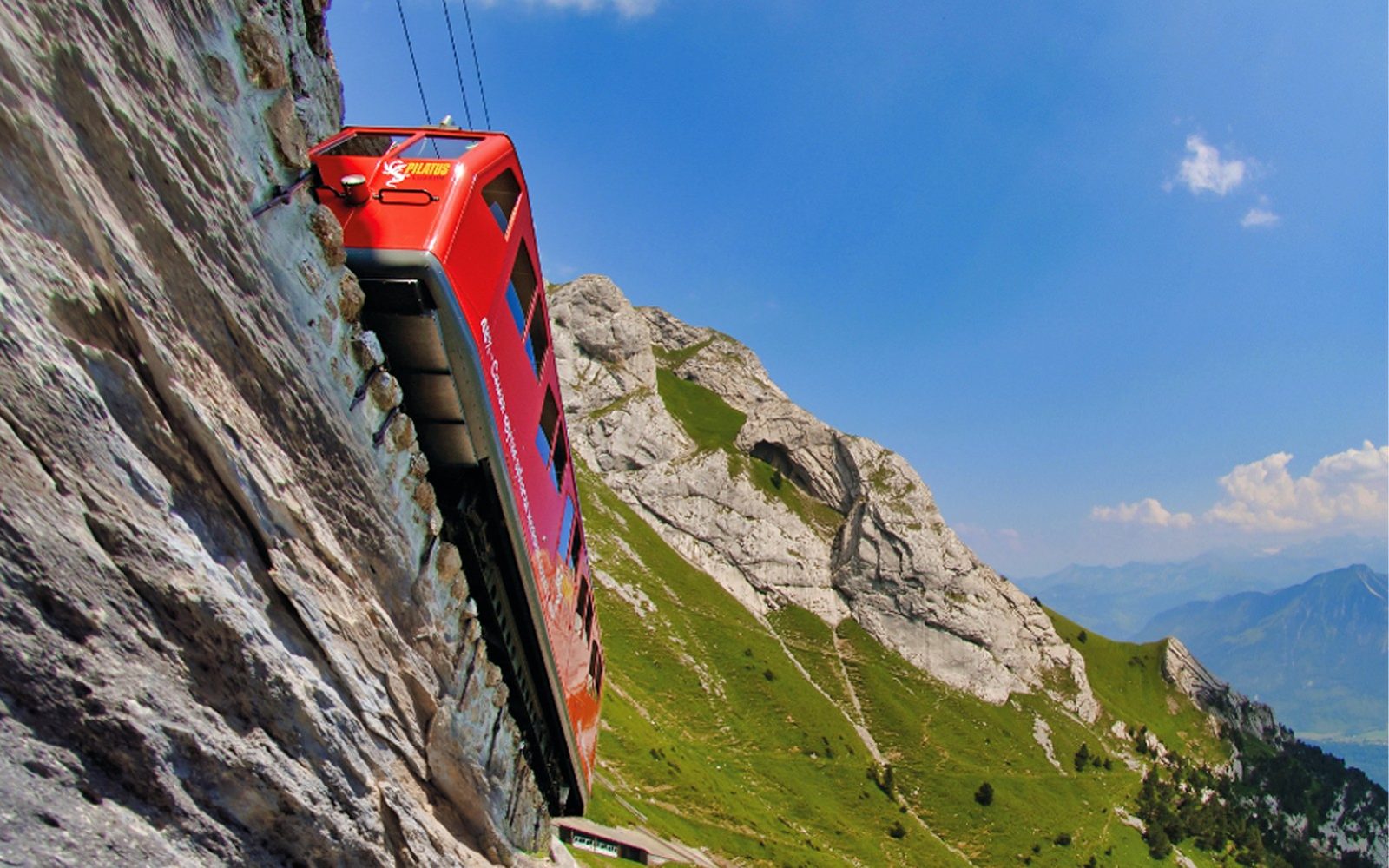 Desde Zúrich: Tour Redondo Dorado al Monte Pilatus con Crucero en Barco