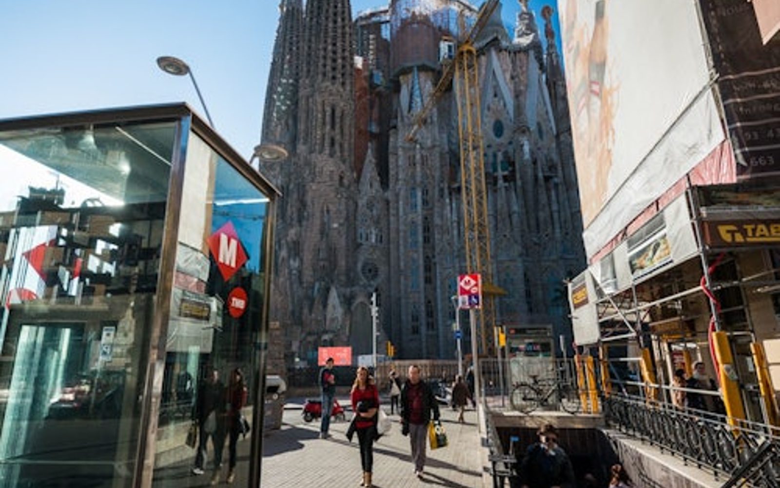 Hola Barcelona Travel Card + Aerobús