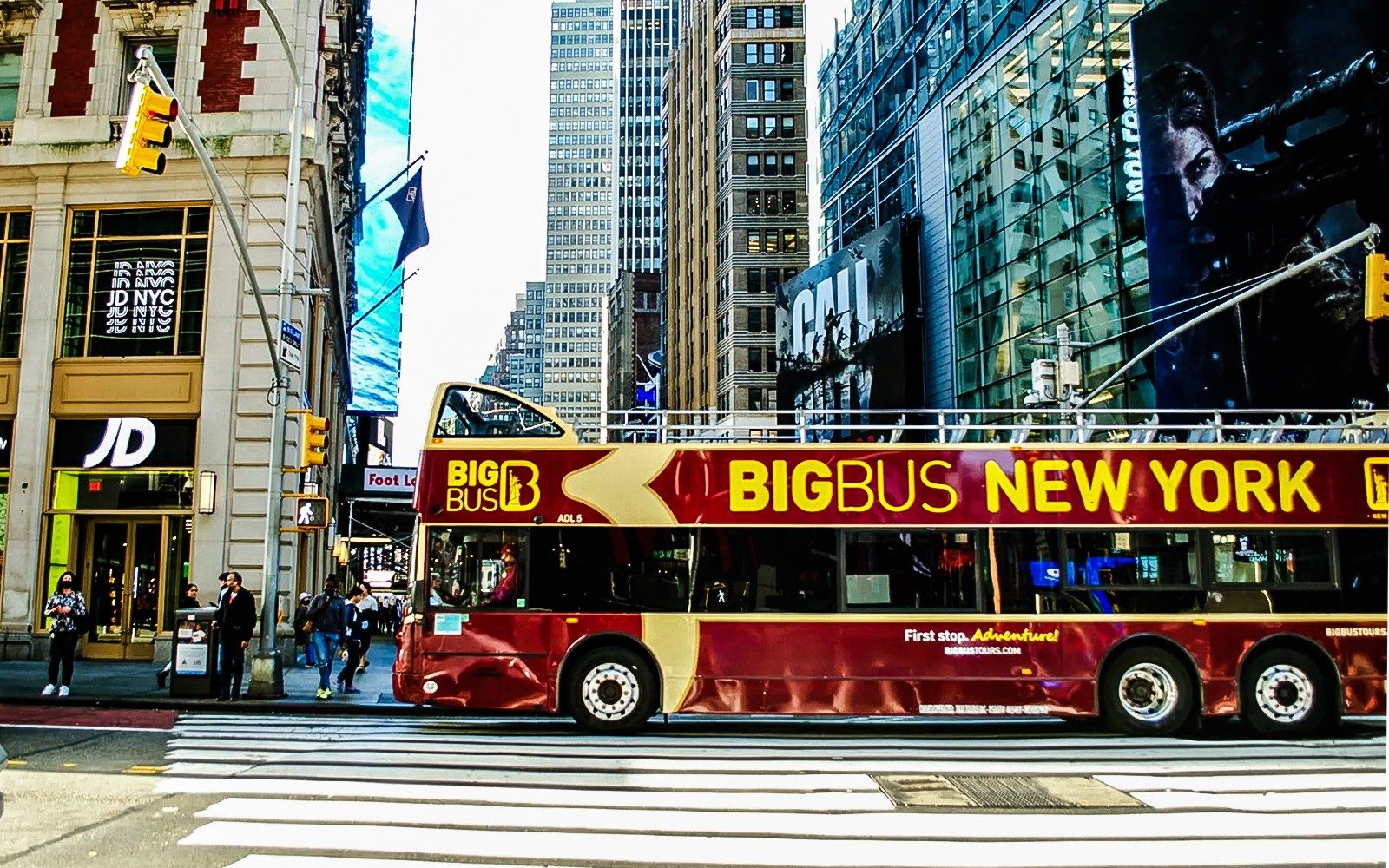 Det bedste af NYC: Hop-on Hop-off tur + Billetter til Empire State Building + Circle Line krydstogt