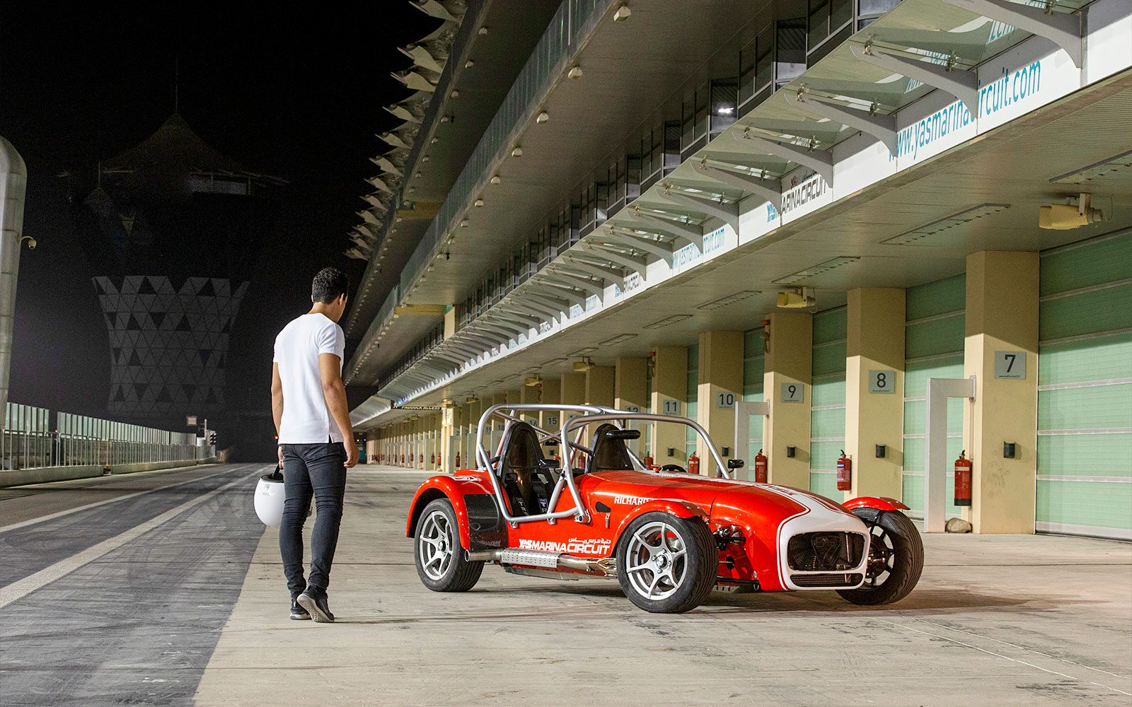 Caterham Seven 360 Fahrerlebnis auf dem Yas Marina Circuit