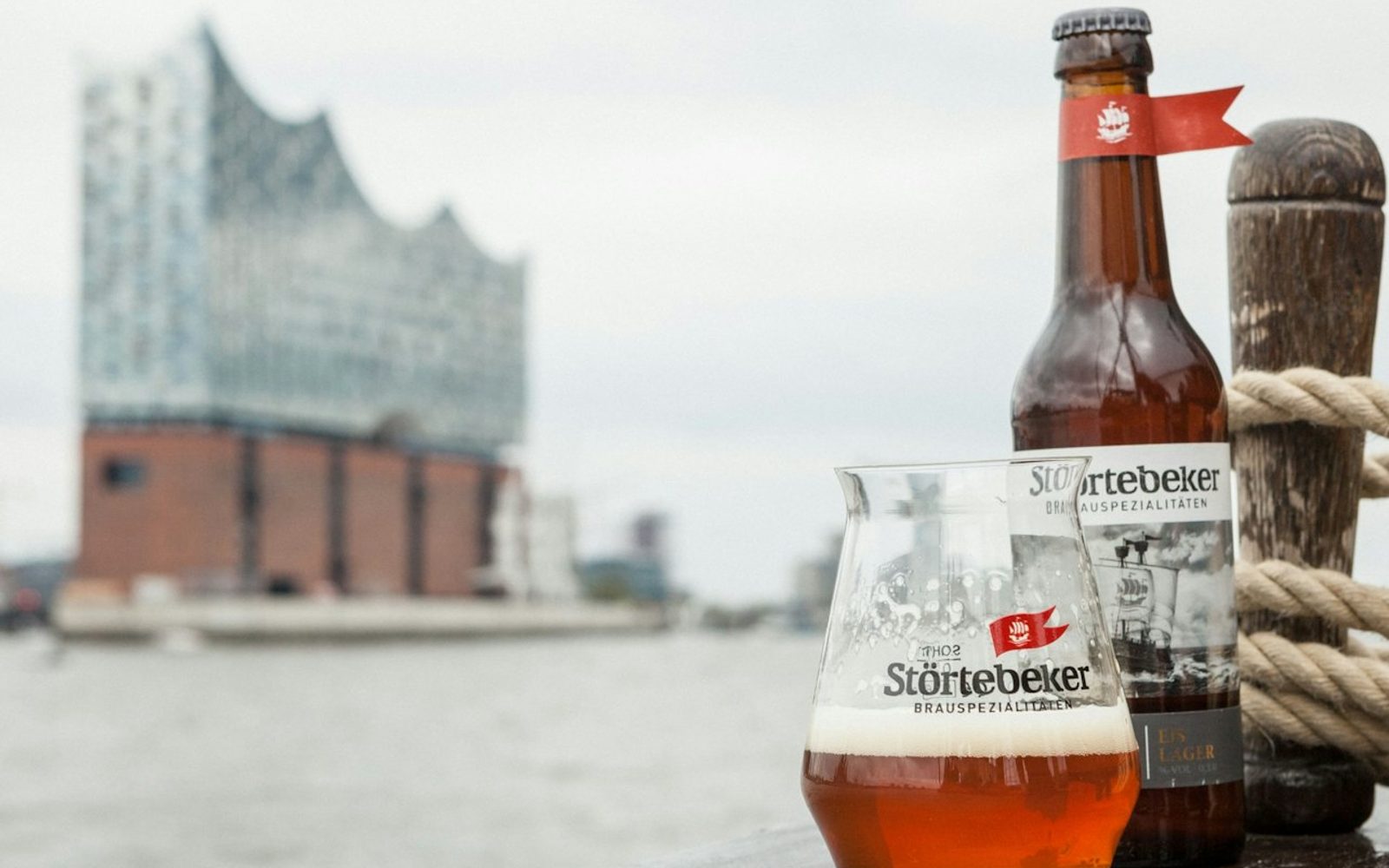 Elphi Plaza – Guided Tour with Störtebeker Beer