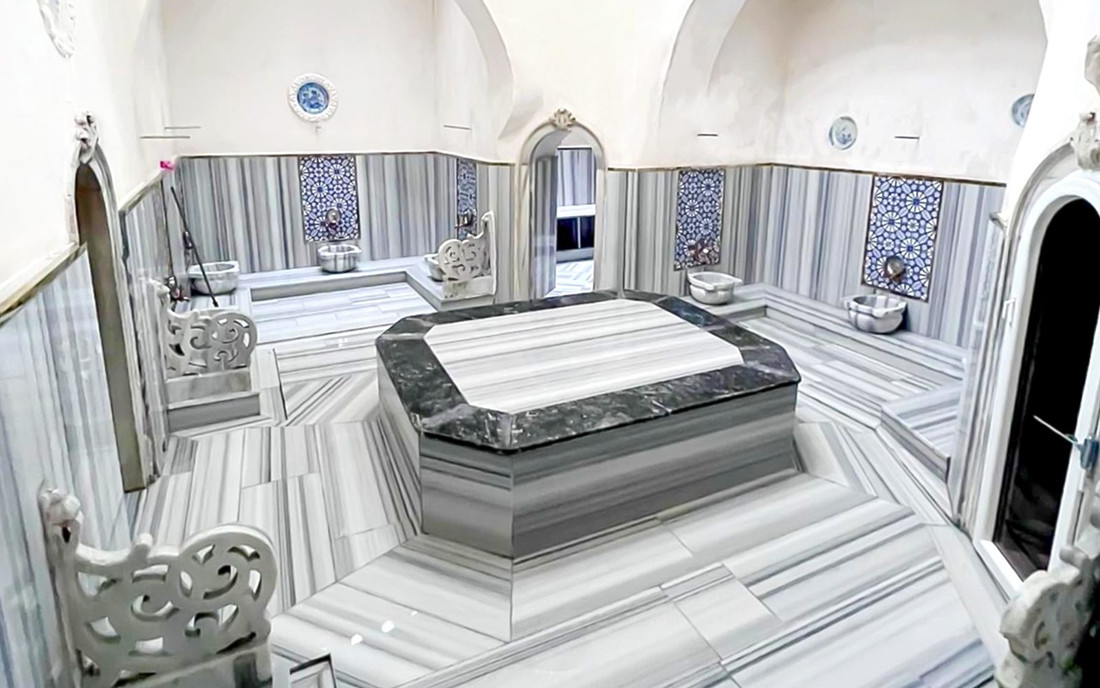 Istanbul: Historic Sifa Turkish Bath in Sultanahmet Square