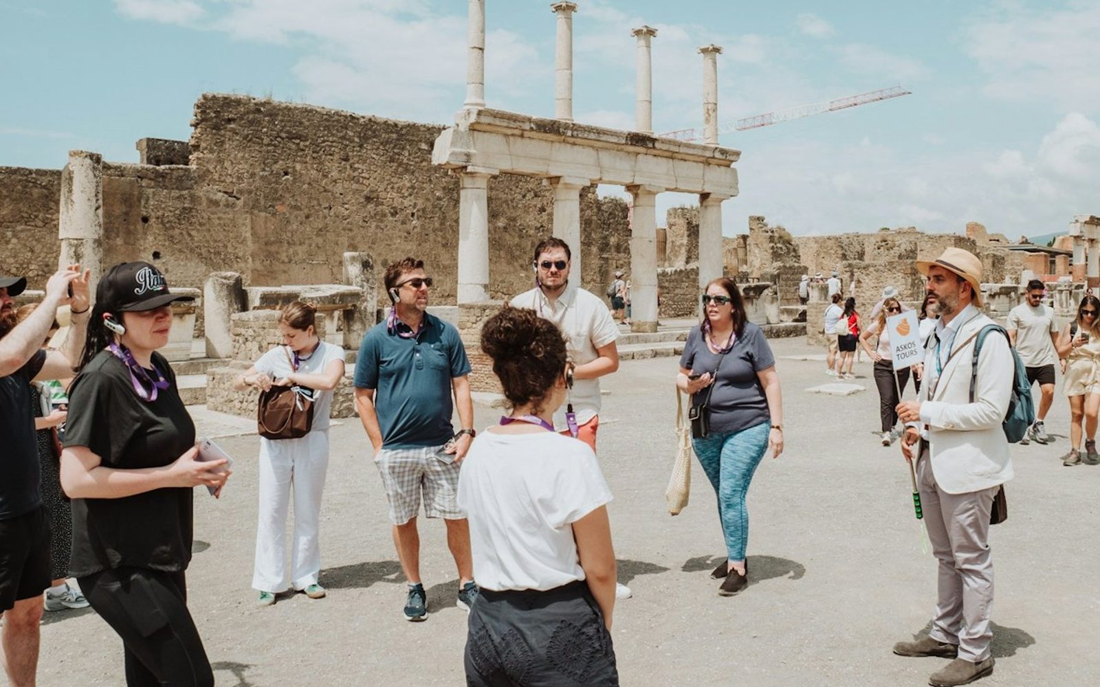 Pompeii & Herculaneum: Fast Track Ticket + Guided Tour + Roundtrip from Naples
