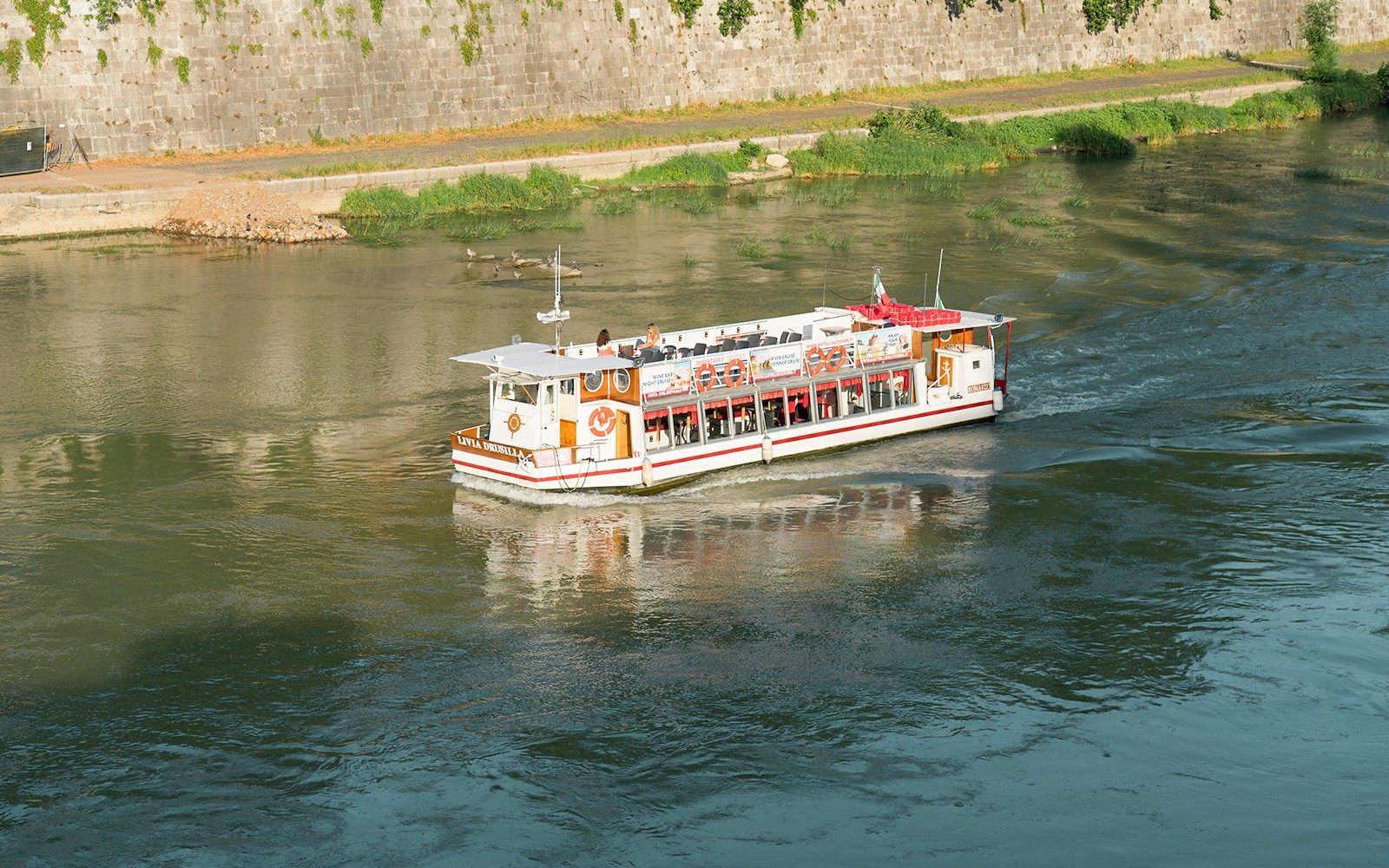 Tour en vaixell amb pujada i baixada lliure a Roma