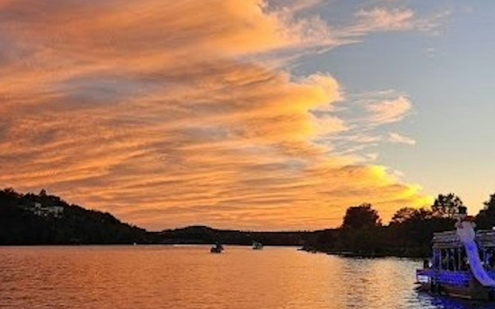 Lake Austin: Sunset Boat Cruise - Scenic Tour
