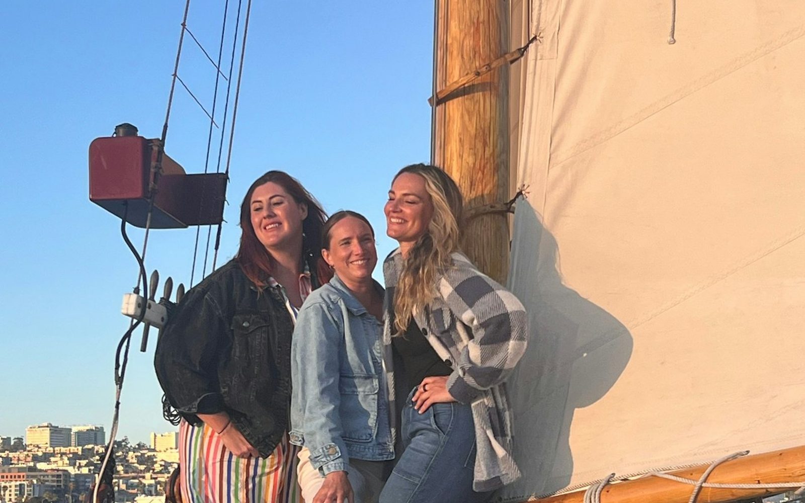 San Diego Bay: Afternoon Sail Aboard a Classic Yacht