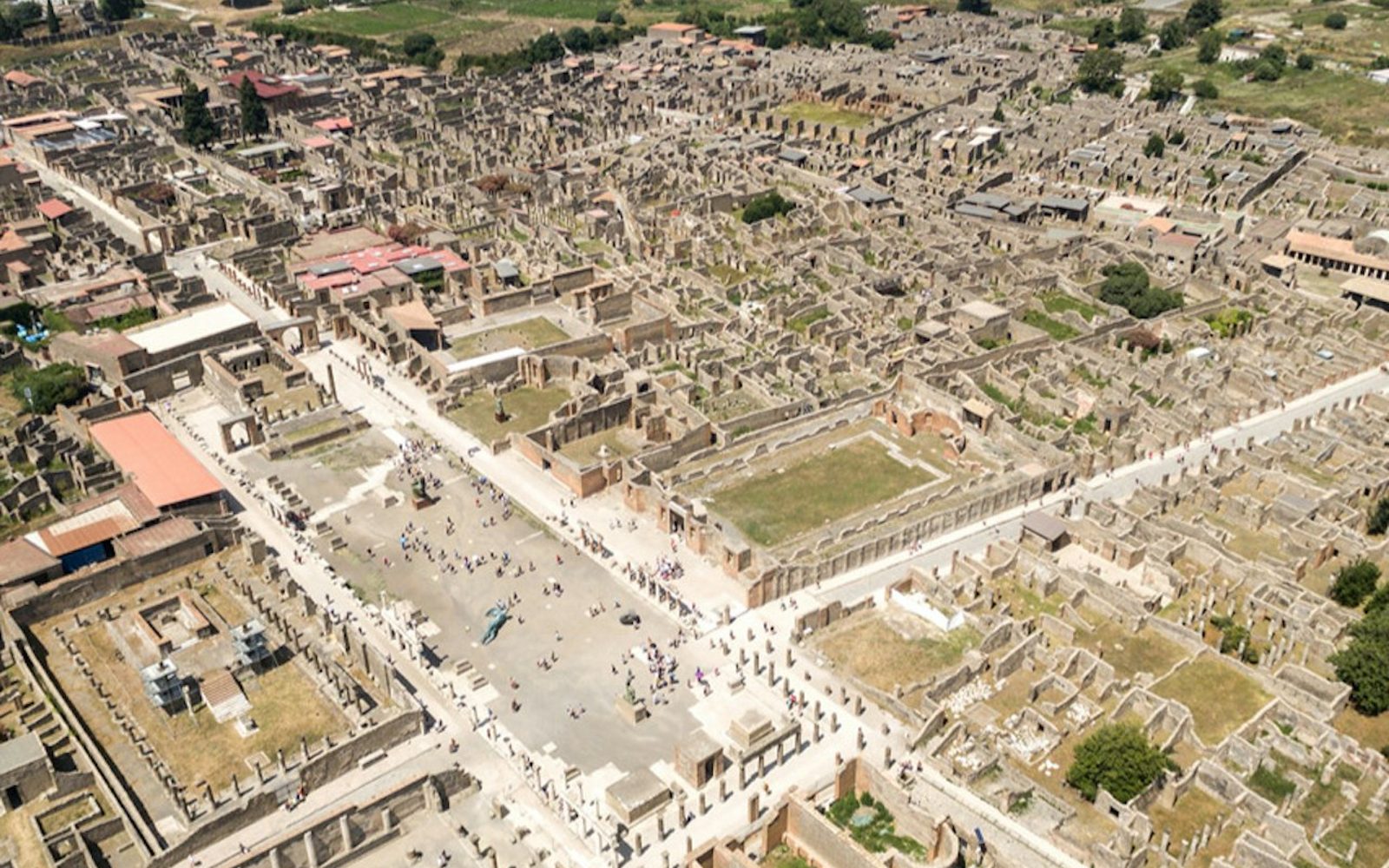 Pompeii & Mount Vesuvius: Skip The Line Ticket + Guided Tour + Transfers
