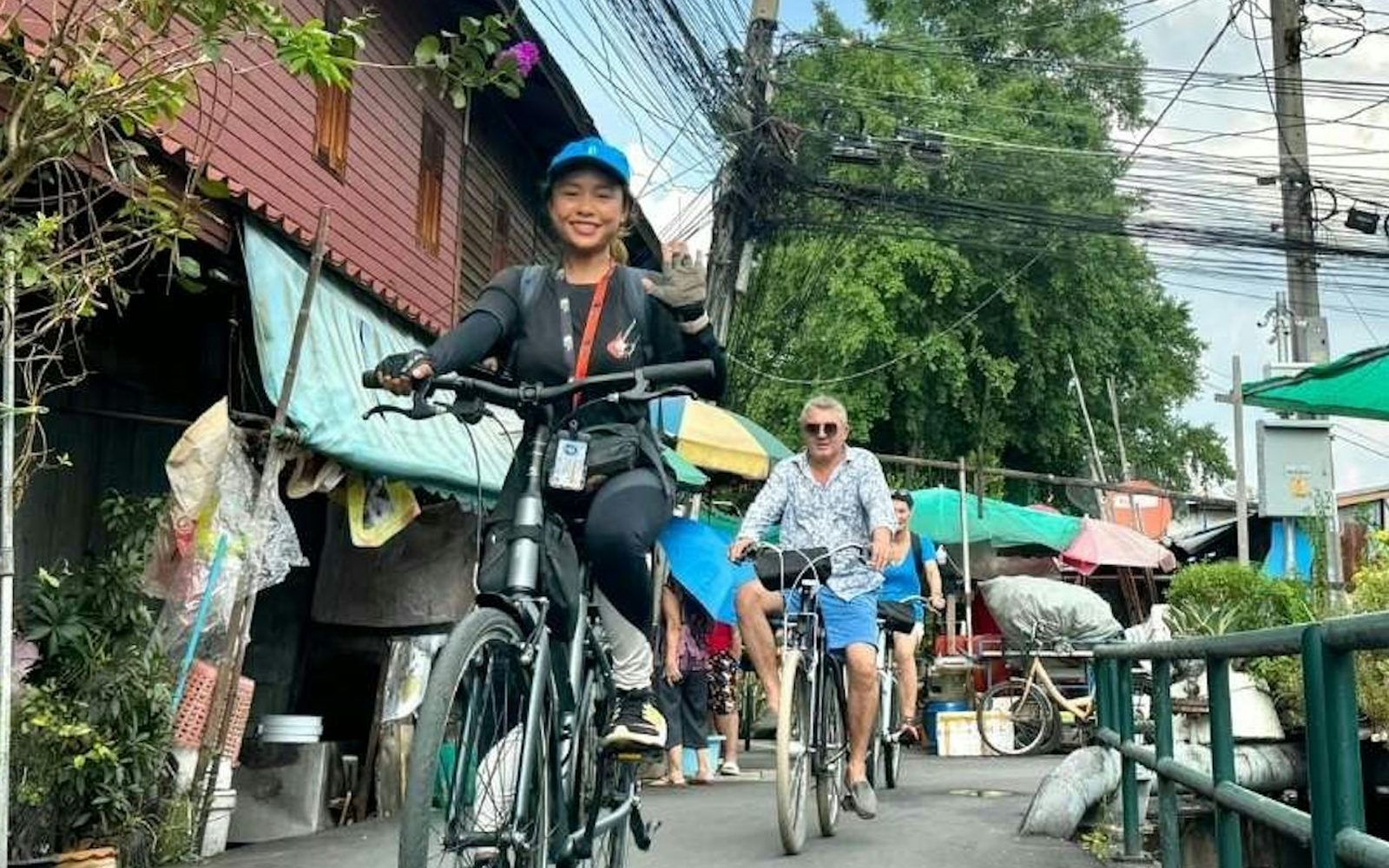 Bangkok: Guided Backstreets & Hidden Gems Bike Tour