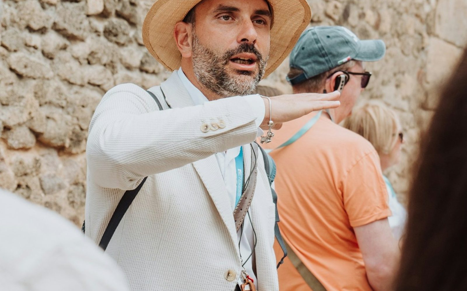 Pompeii & Herculaneum: Fast Track Ticket + Guided Tour
