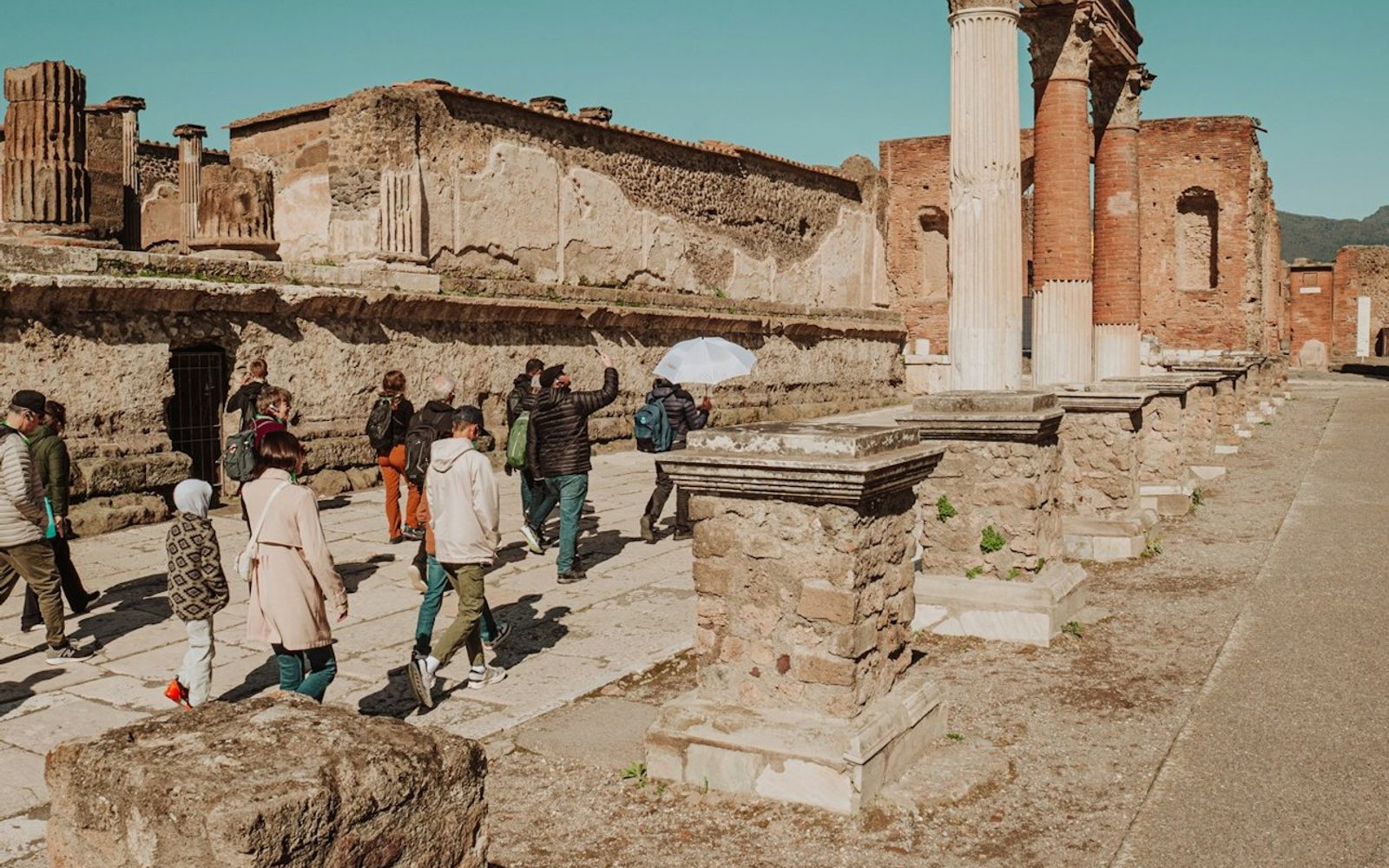 Pompeii & Mount Vesuvius: Small Group Guided Tour + Transfers