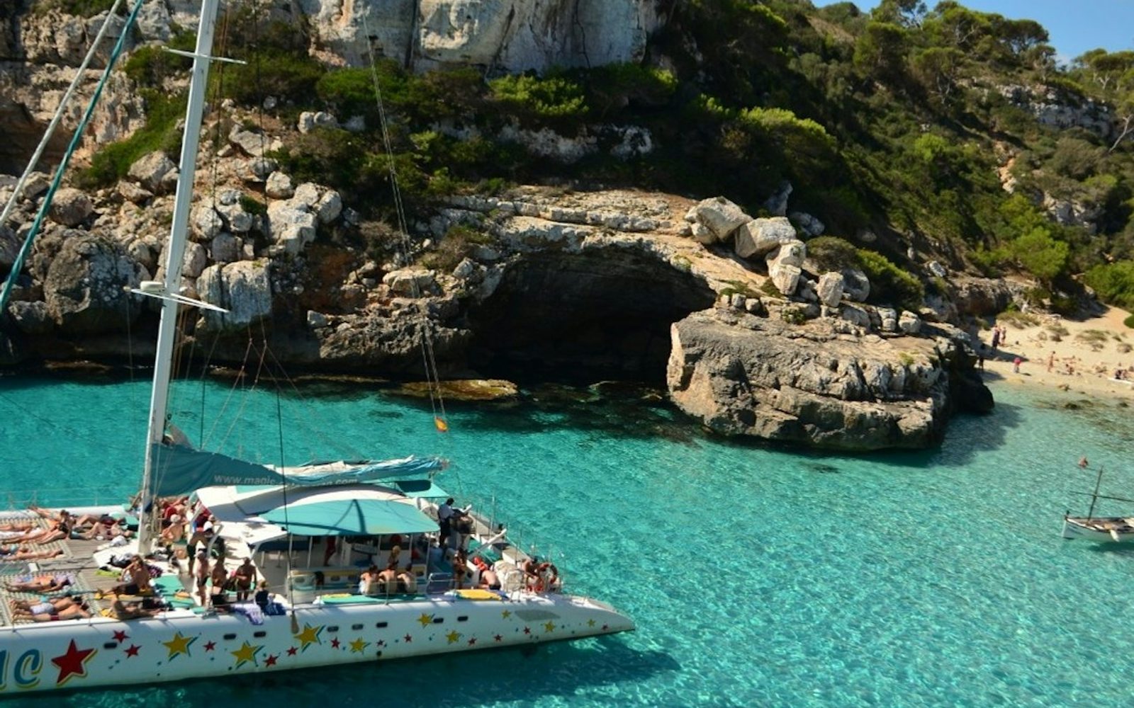 Es Trenc & Es Cargol: Sailing Trip + Lunch or Dinner