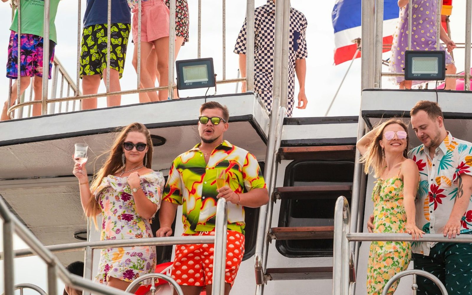 Promthep & Krating Cape: Sunset Cruise + Dinner + Drink + Transfers