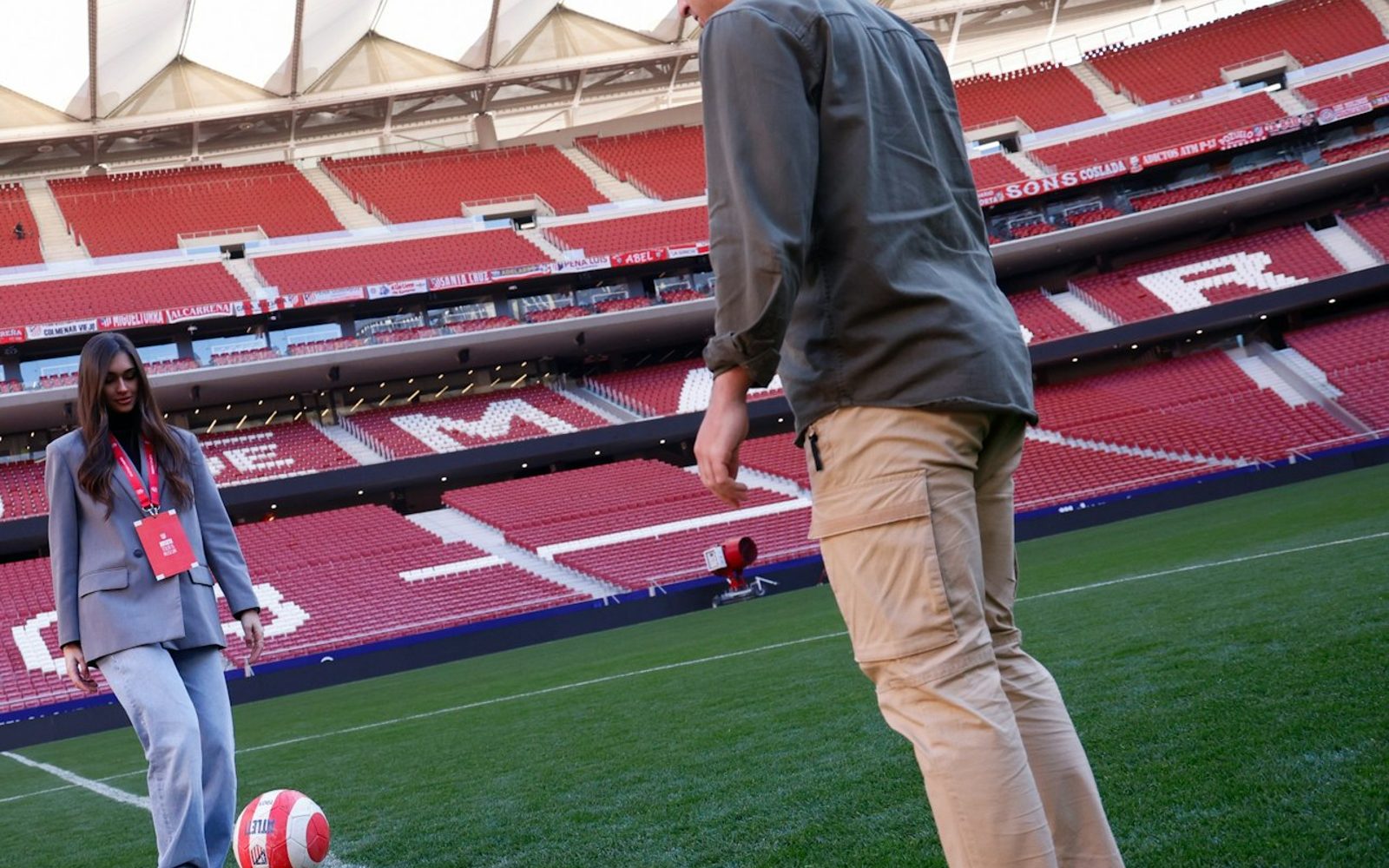 Atlético de Madrid: Honorary Kick-off Experience + Tour + Museum Entry