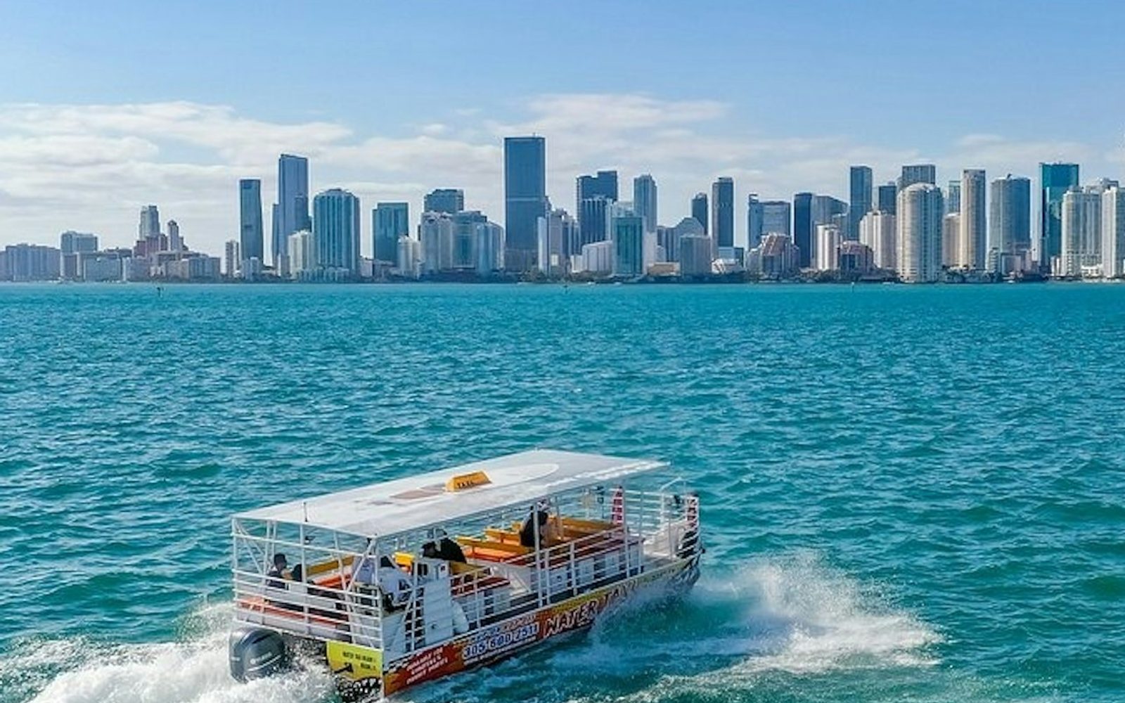 Miami: Water Taxi From/To Downtown and South Beach