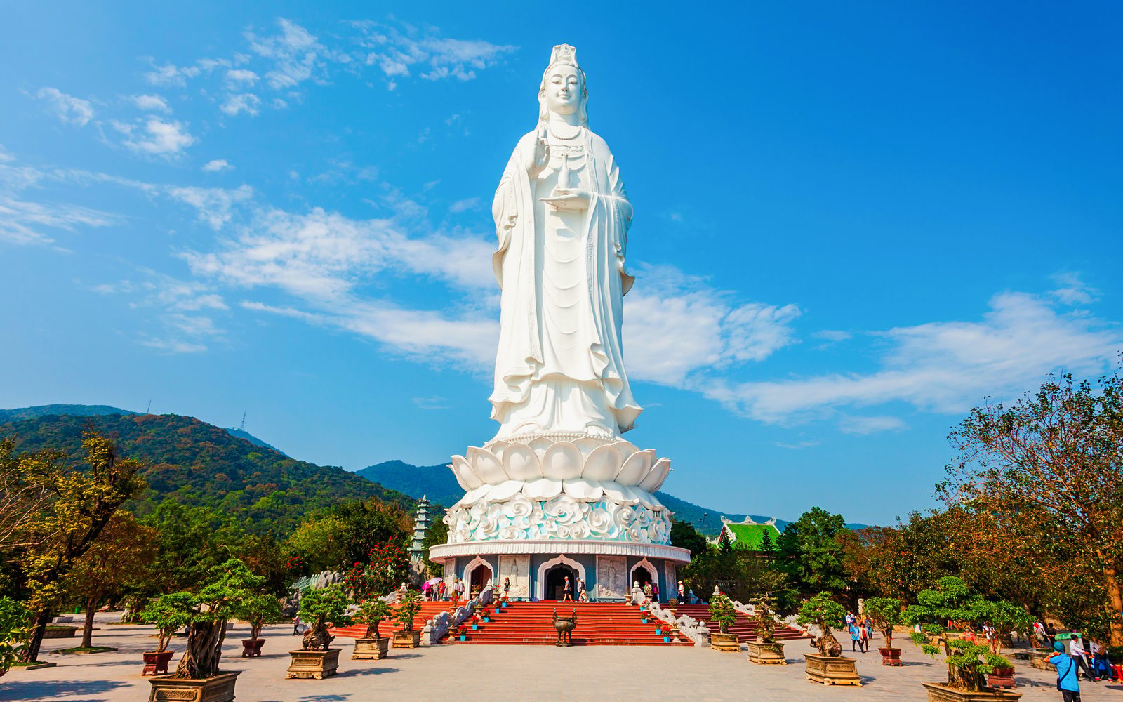 Marble Mountains & Lady Buddha Tour with Transfers