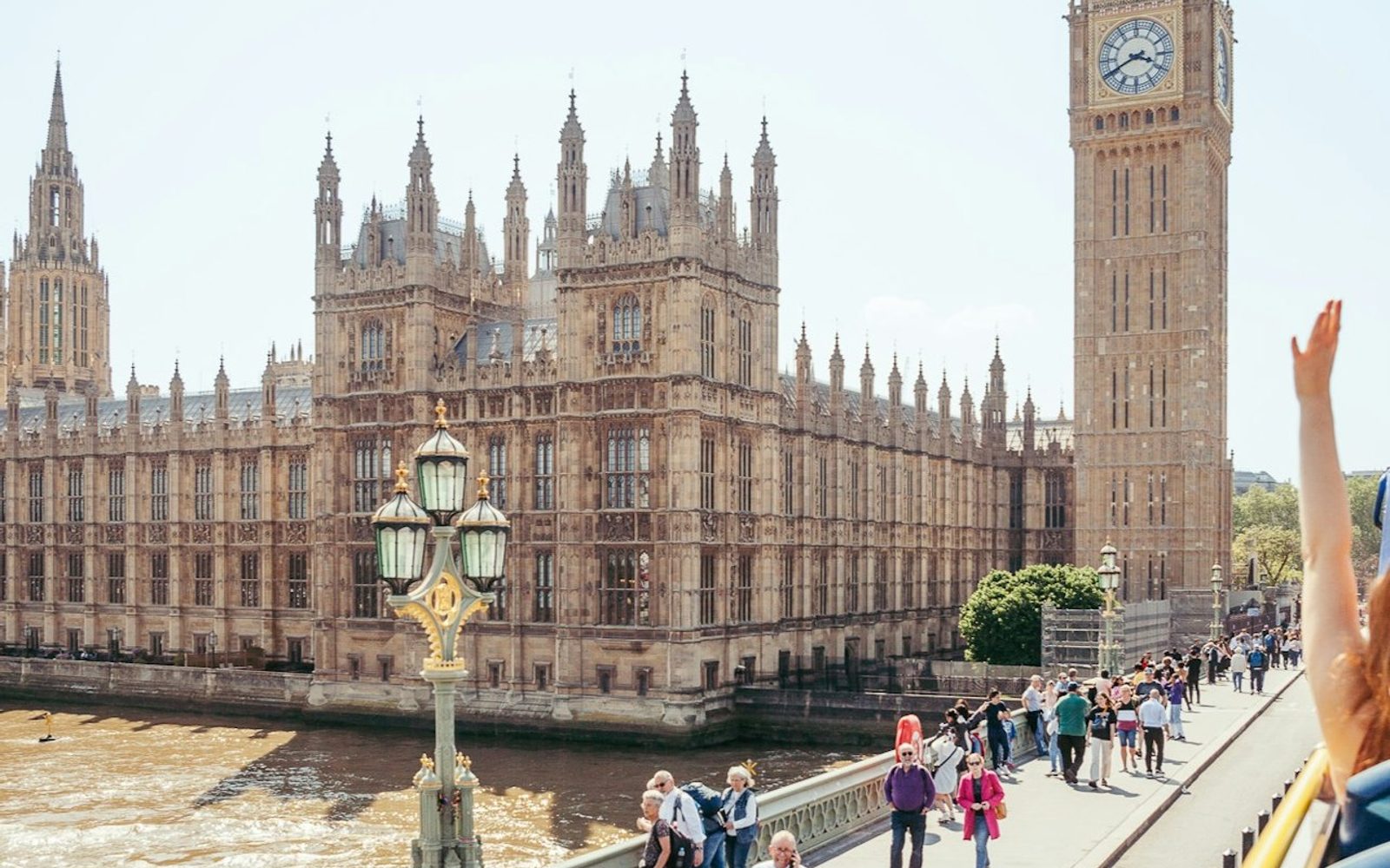 London: Tootbus Hop-on Hop-off Tour + Thames River Cruise