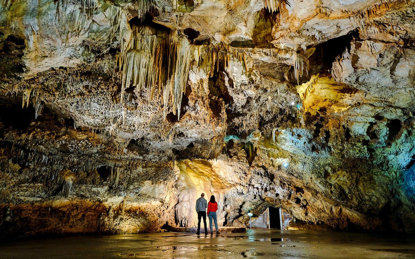 Cetinje: Lipa Cave Entrance Ticket with Guided Tour