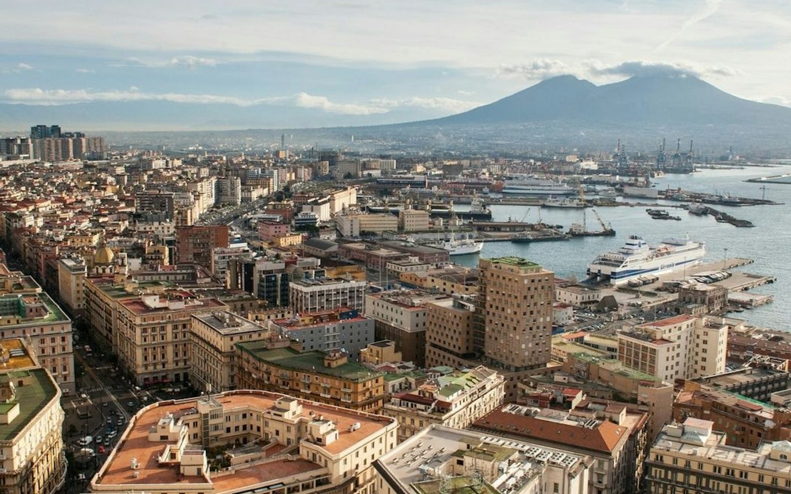 Naples: Train Transfer From/To Pompeii and Porta Nolana