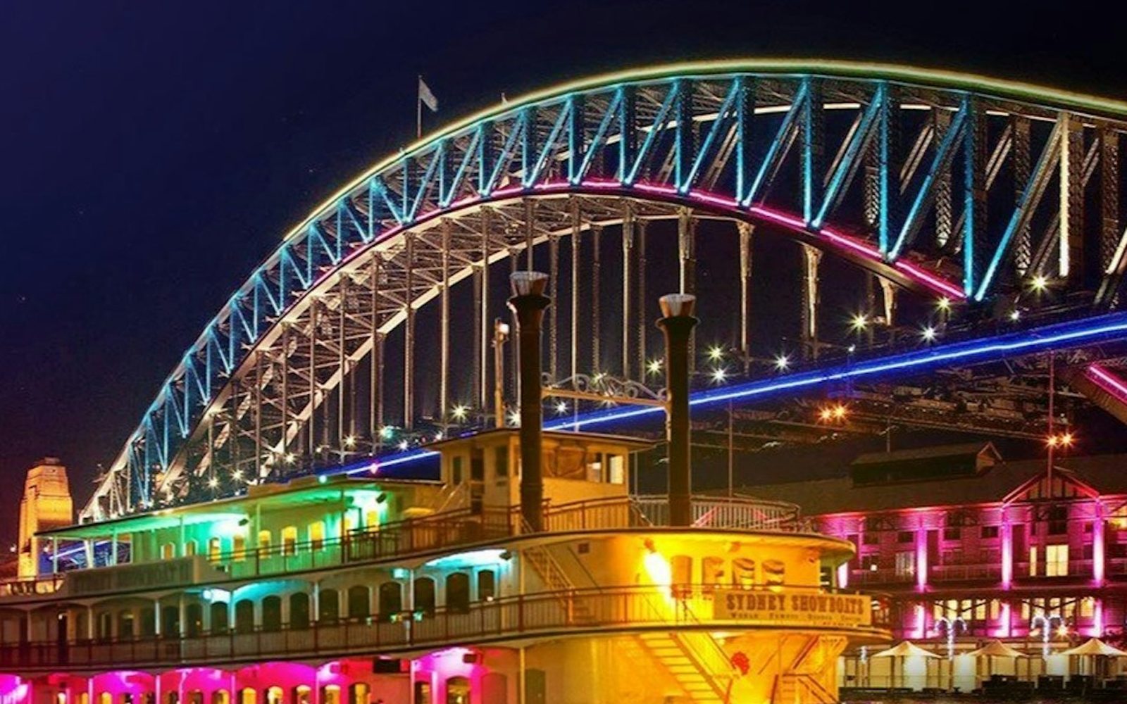 Sydney: Showboat Vivid Sydney Dinner Cruise + Cabaret Show