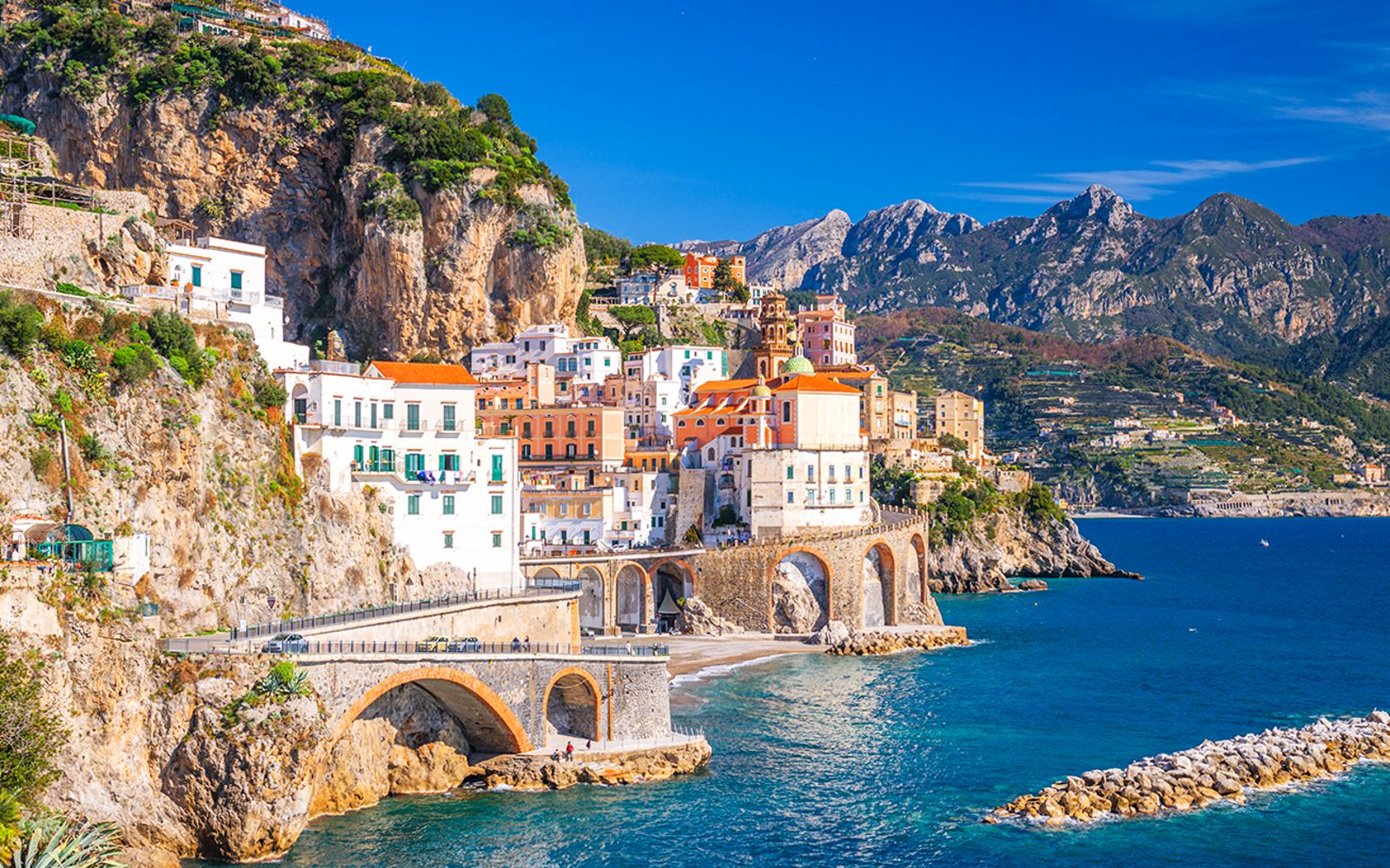 From Naples: Pompeii and Amalfi Coast Day Trip with Transfers