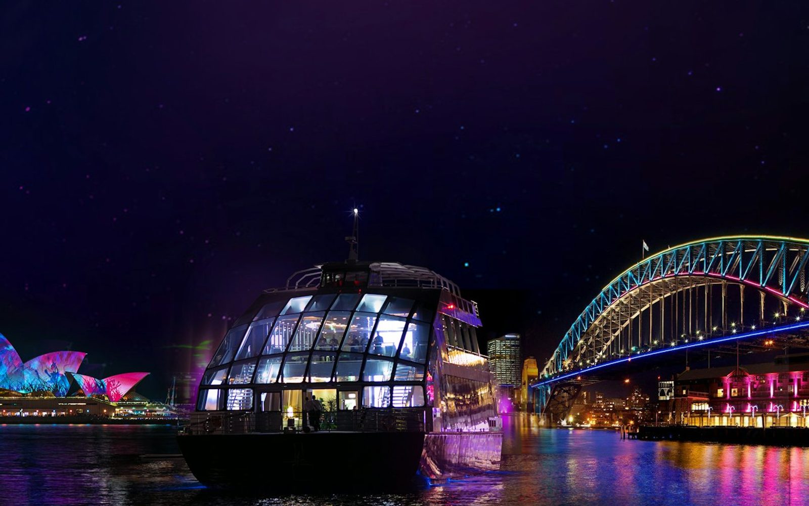 Sydney: Vivid Sydney Clearview Glass Boat Dinner Cruise