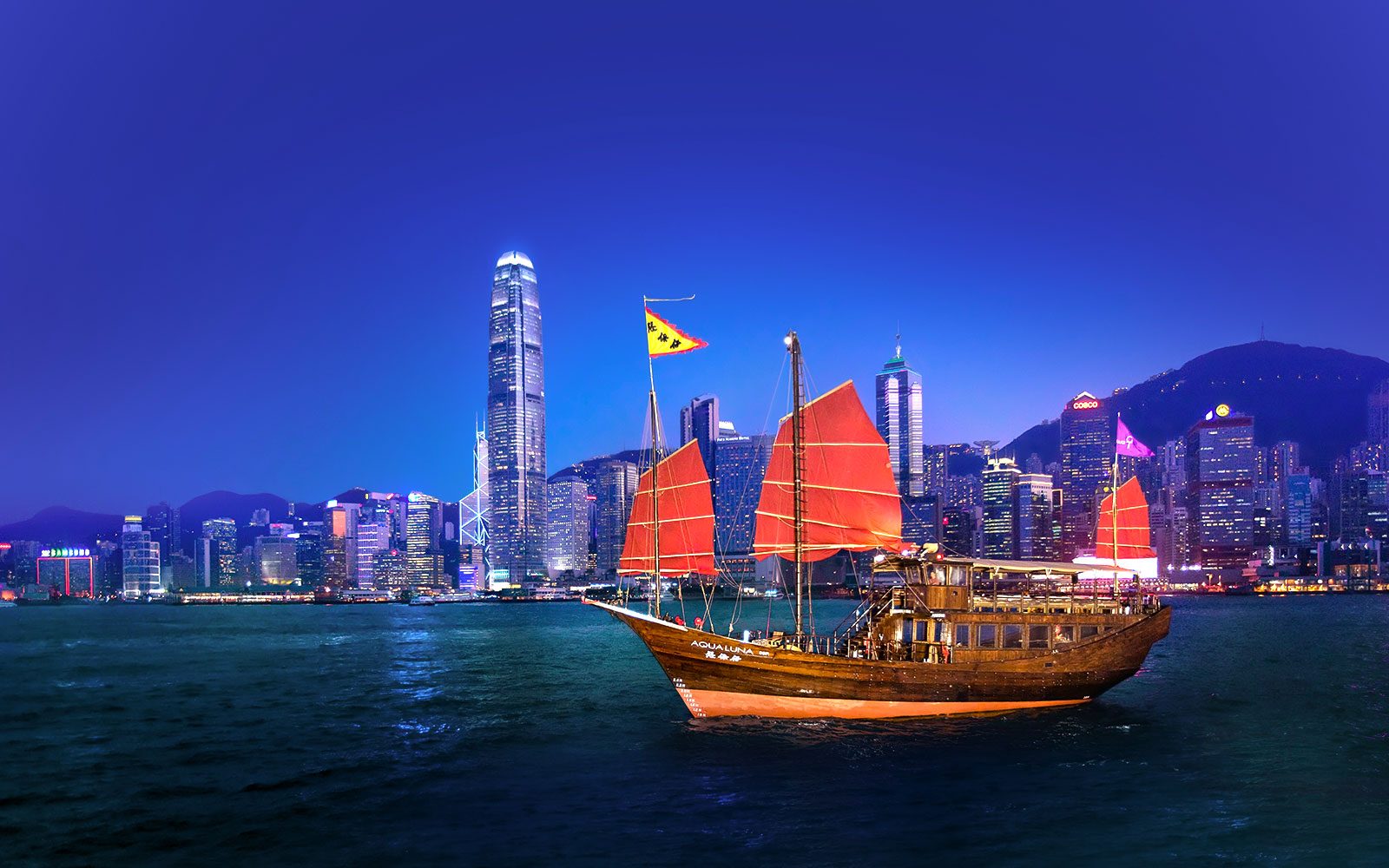 Aqualuna Evening Harbour Cruise