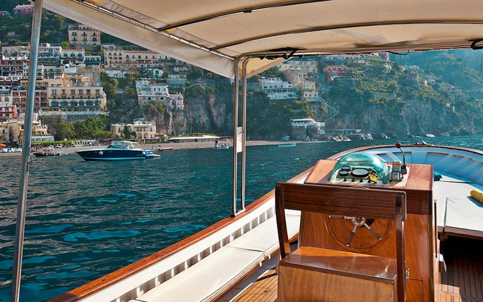 Amalfi Coast: Small Group Boat Tour from Positano + Snacks & Drinks