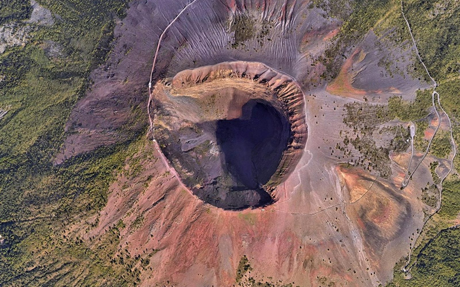 Mount Vesuvius: Roundtrip Transport from Pompeii