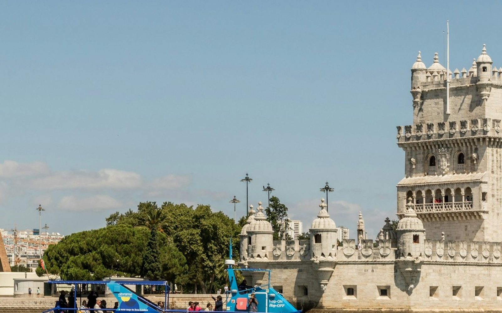 Lisbon: Epic Hop-on Hop-off Bus Tour + Audio Guide