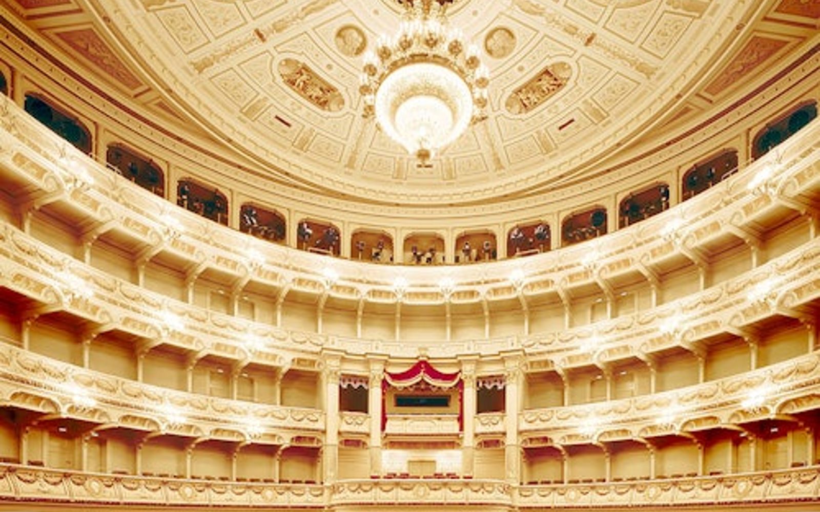 Semperoper: German Guided Tour