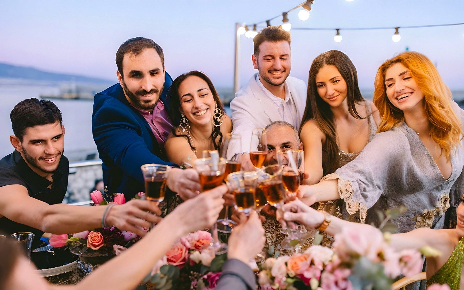 Croazieră la apus pe Riviera Atenei cu muzică și înot