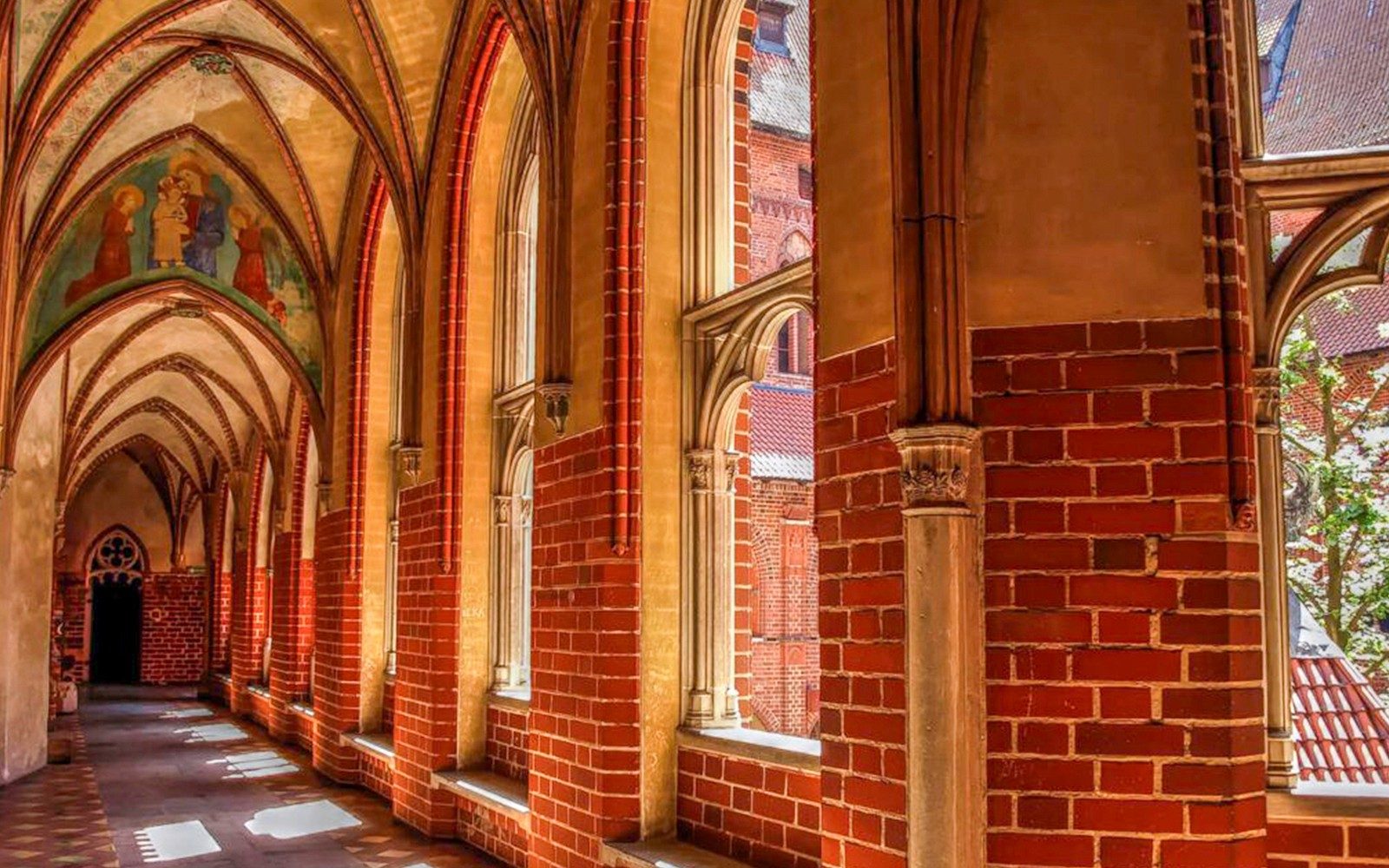 Malbork Castle Tickets with Audio Guide