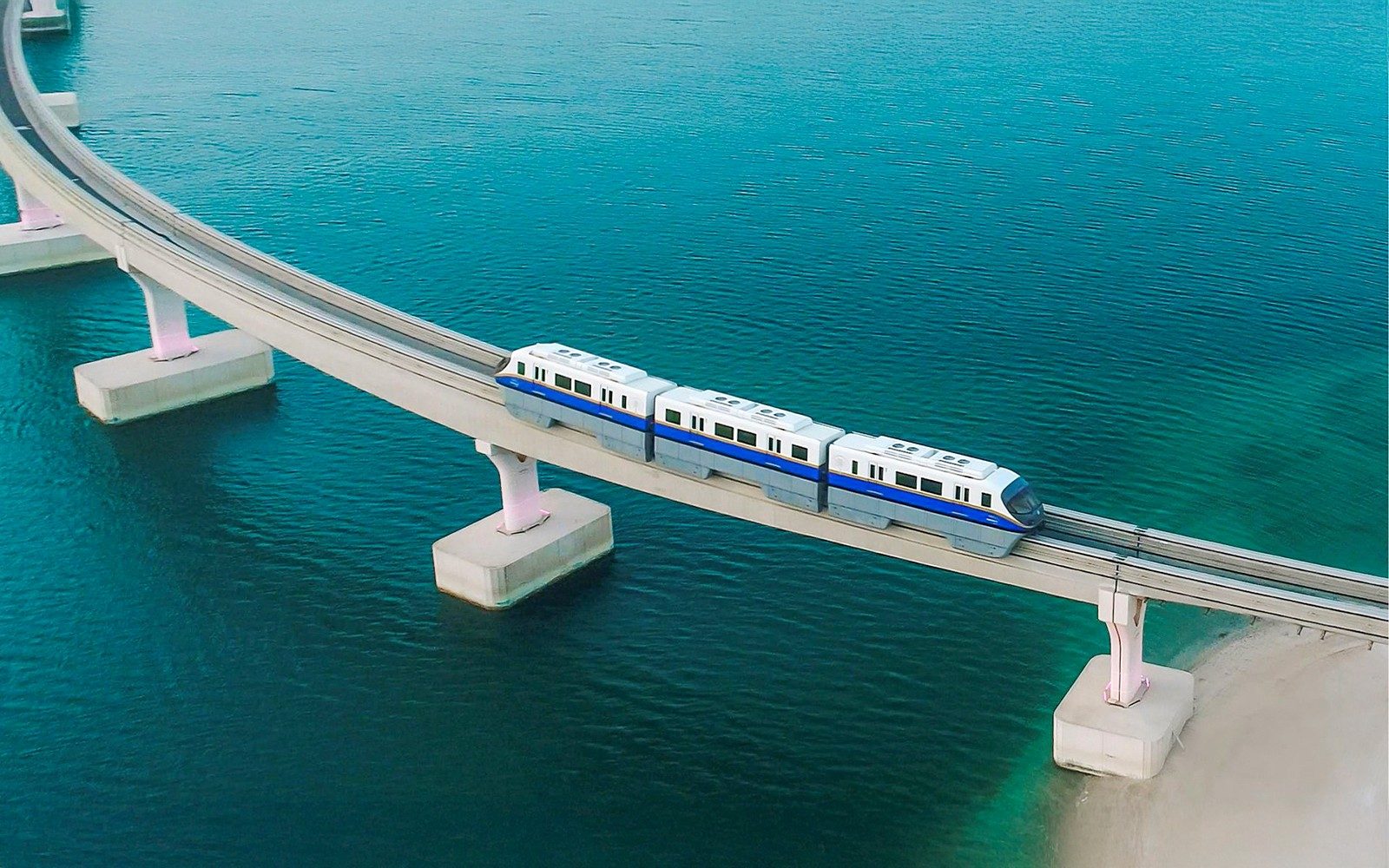 The Palm Monorail - Gateway to Atlantis