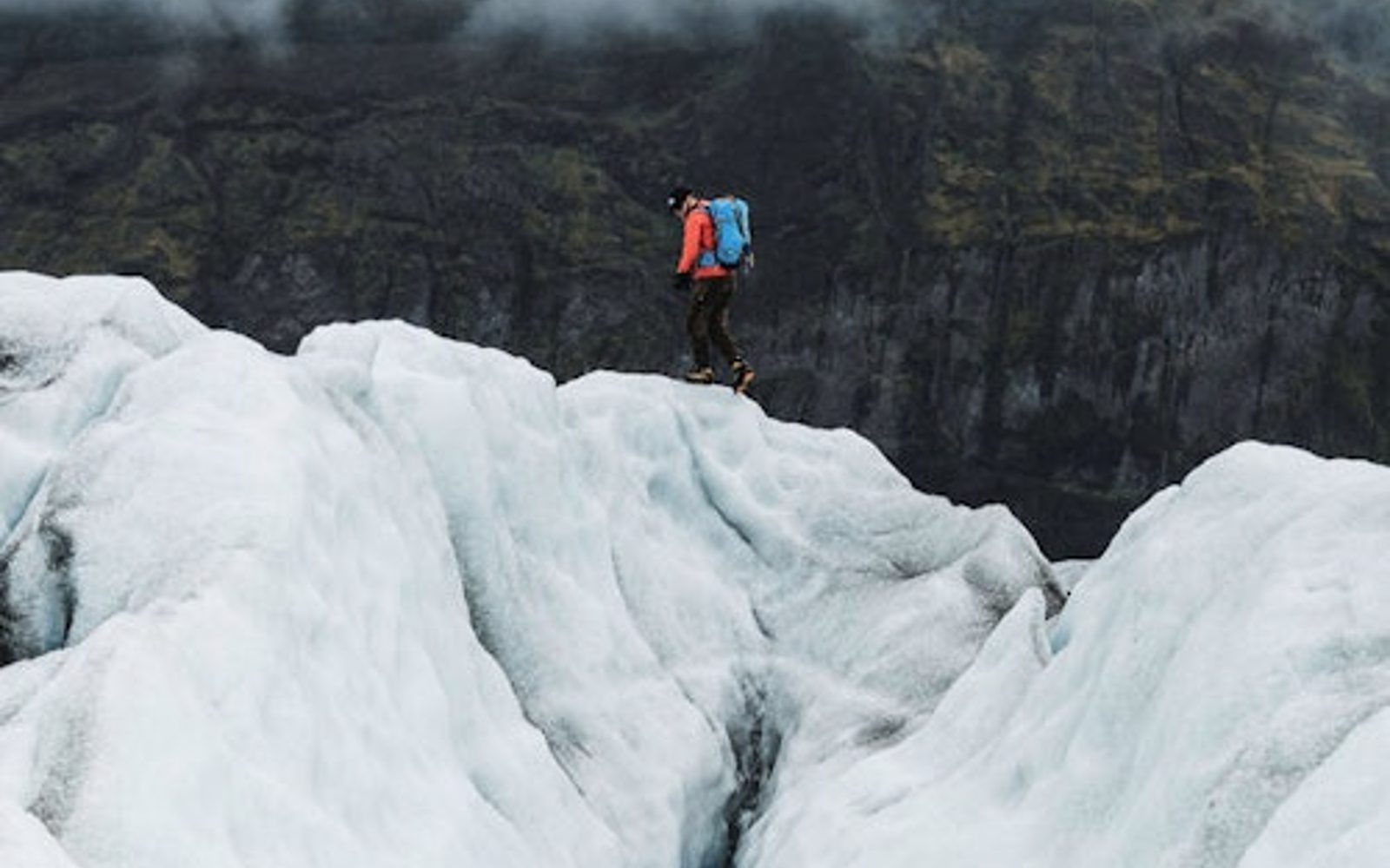 Vatnajökull: Penjelajahan Separuh Hari di Gletser