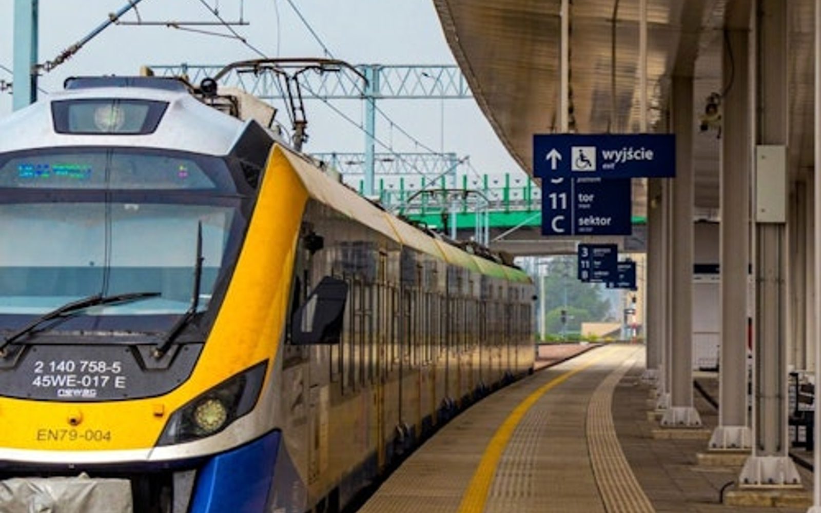 Cracòvia: Trasllat en tren de l'Estació Central a l'Aeroport