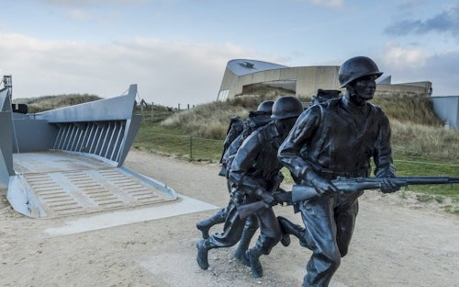 Normandie : excursion d'une journée complète aux musées de la Seconde Guerre mondiale depuis Bayeux