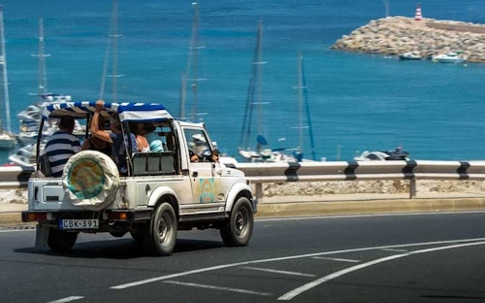 Wycieczka Kombinowana: Safari Jeepem po Gozo i Rejs po Comino
