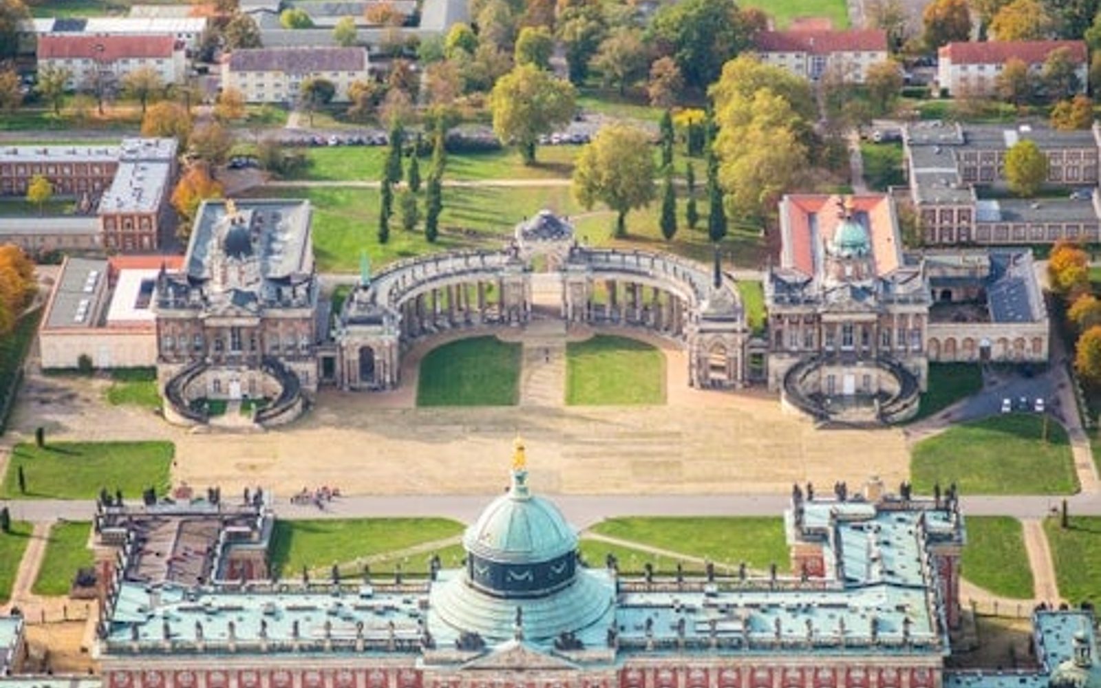 Potsdam & Sanssouci Palace: Guided Tour from Berlin