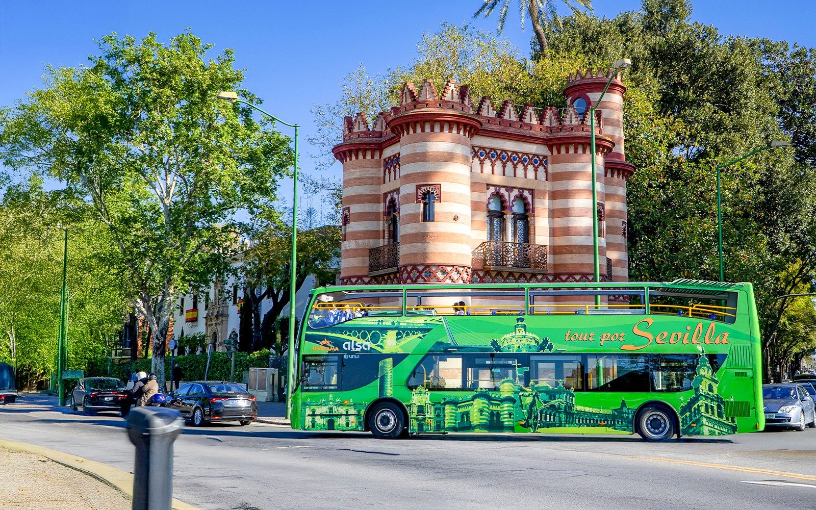 Sevirama: Tour en autobús turístico de Sevilla con paradas libres