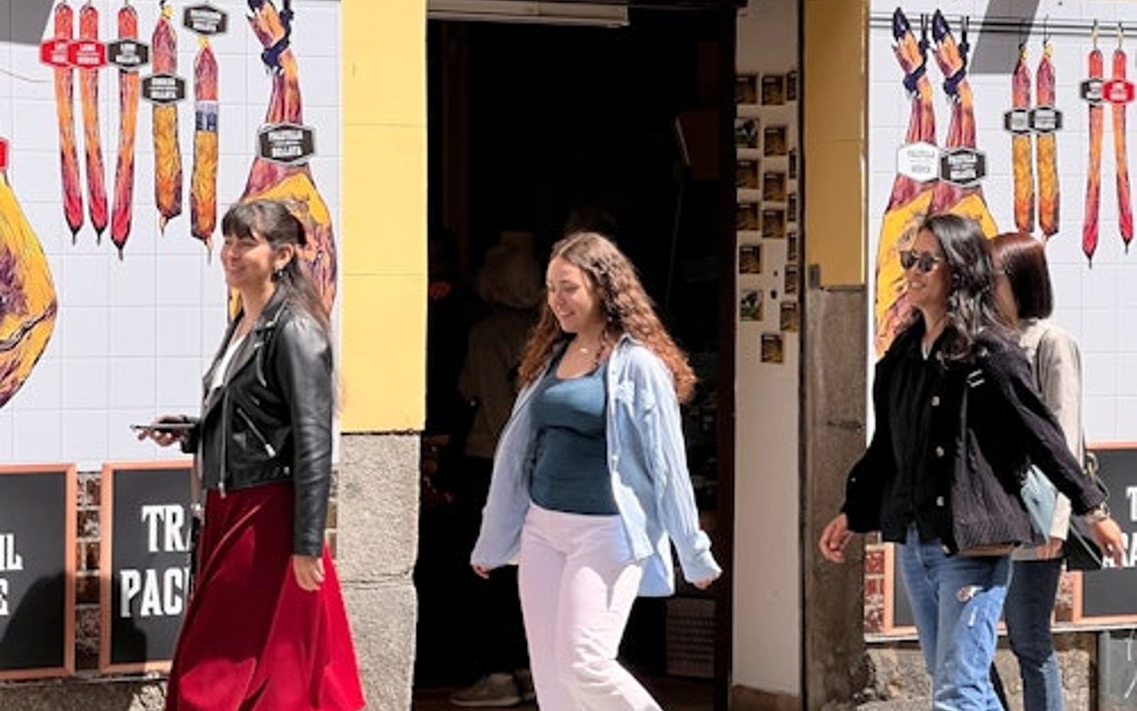 Madrid: Chuyến Đi Bộ Tham Quan + Buổi Diễn Flamenco kèm Tùy Chọn Tapas