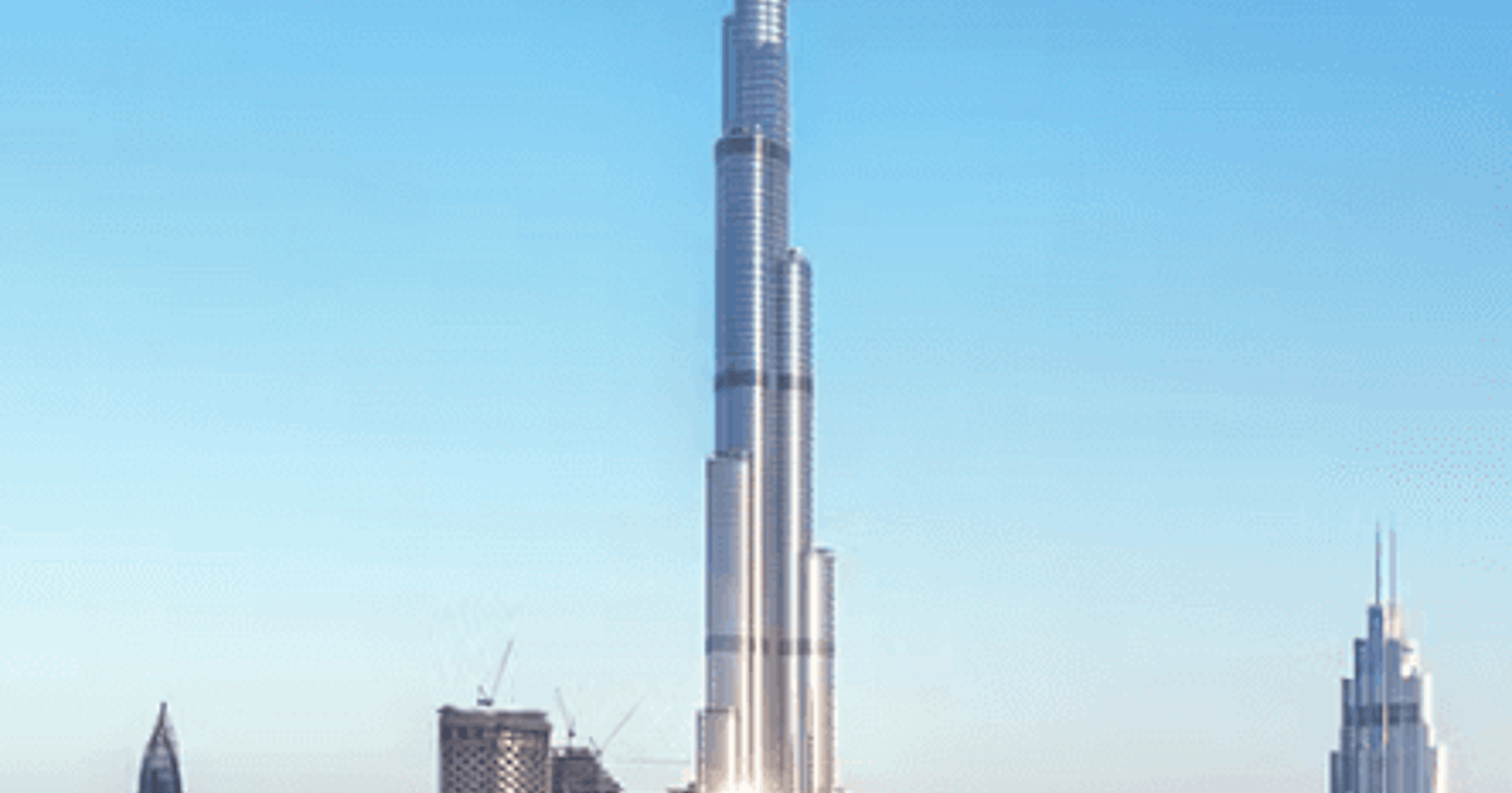 Sky-High Eats: Where to Dine with a View in Dubai’s Most Iconic Landmarks