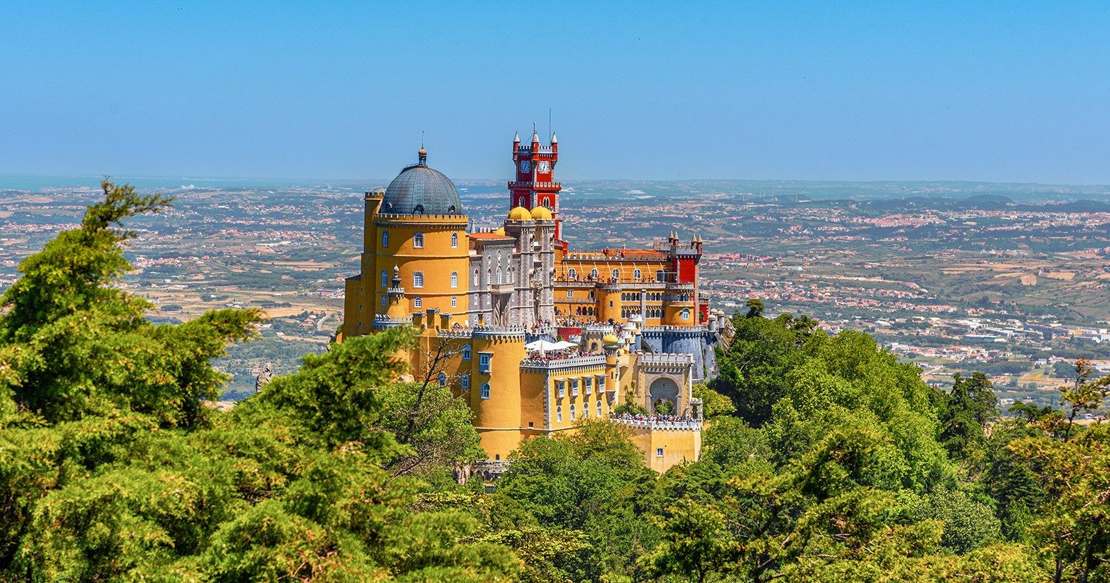 Uncovering Lisbon: Extraordinary Experiences Await